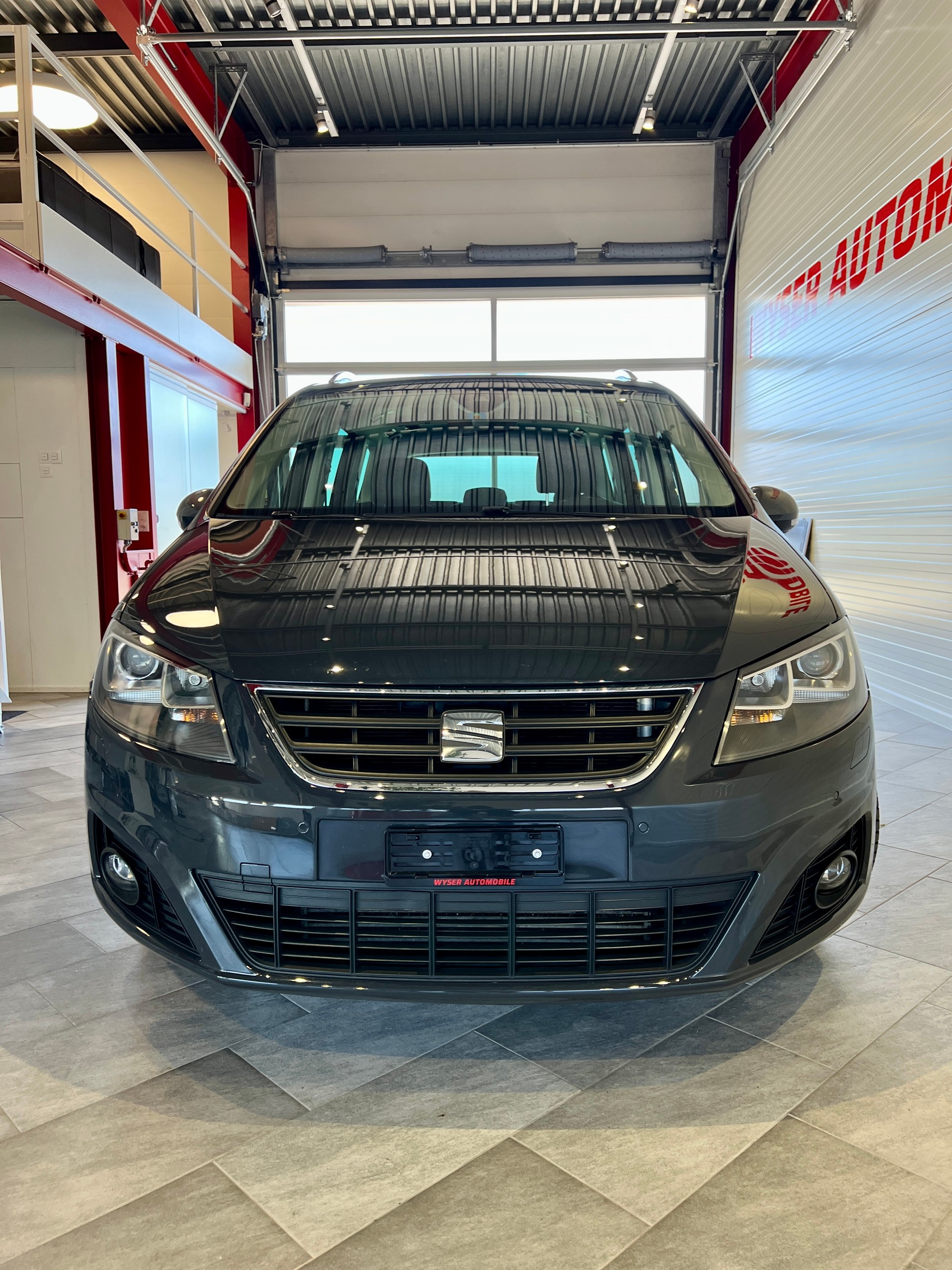 SEAT Alhambra 2.0 TSI FR Line DSG-showroom-element-2
