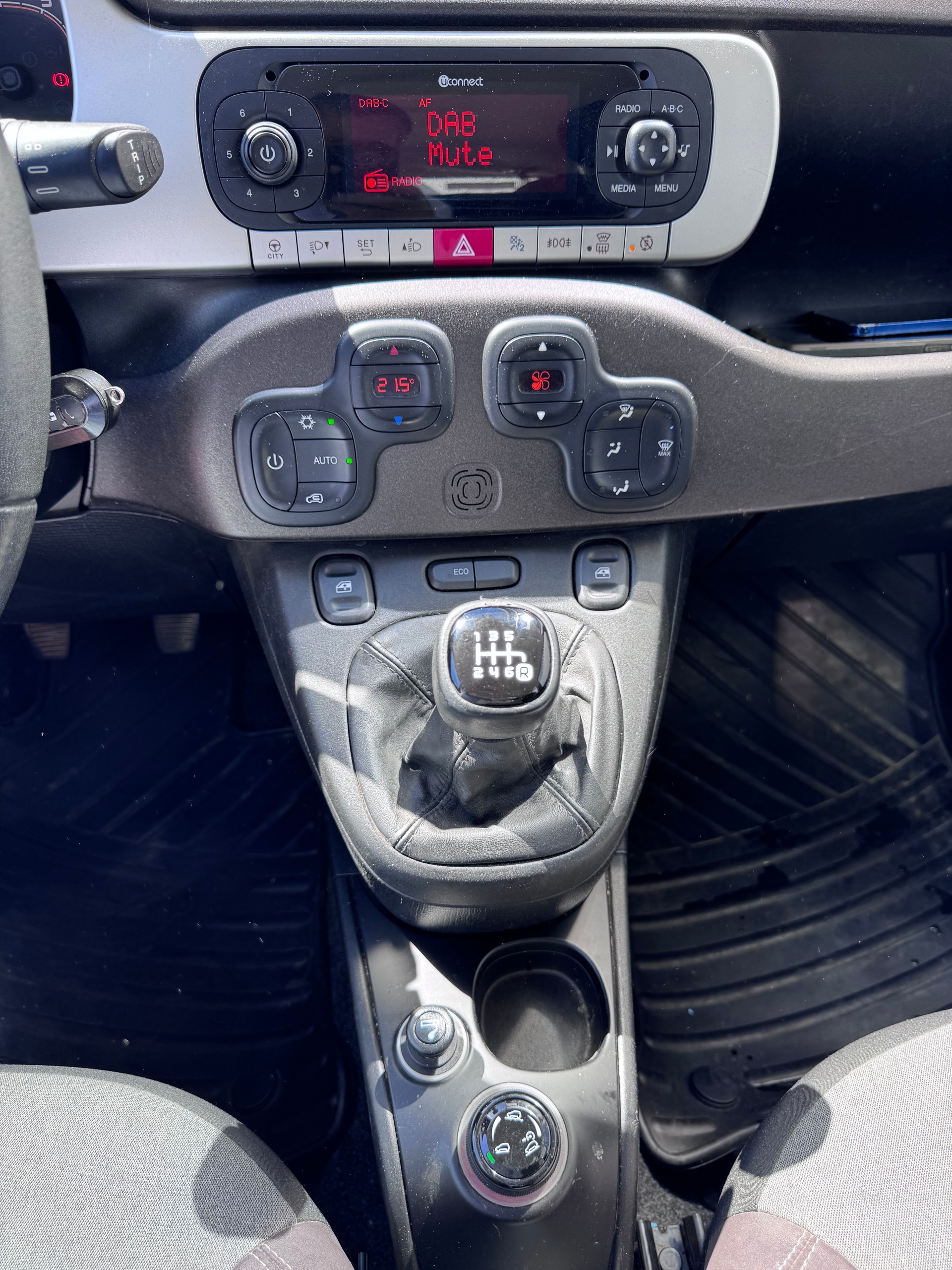 FIAT Panda 0.9 Twinair Turbo Cross 4x4-image-12