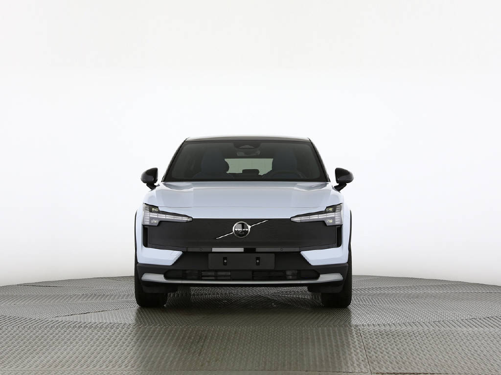VOLVO EX 30 Cross Country P8 Ultra AWD-image-21