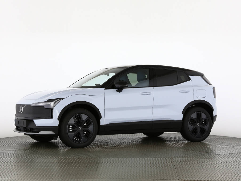 VOLVO EX 30 Cross Country P8 Ultra AWD-image-26