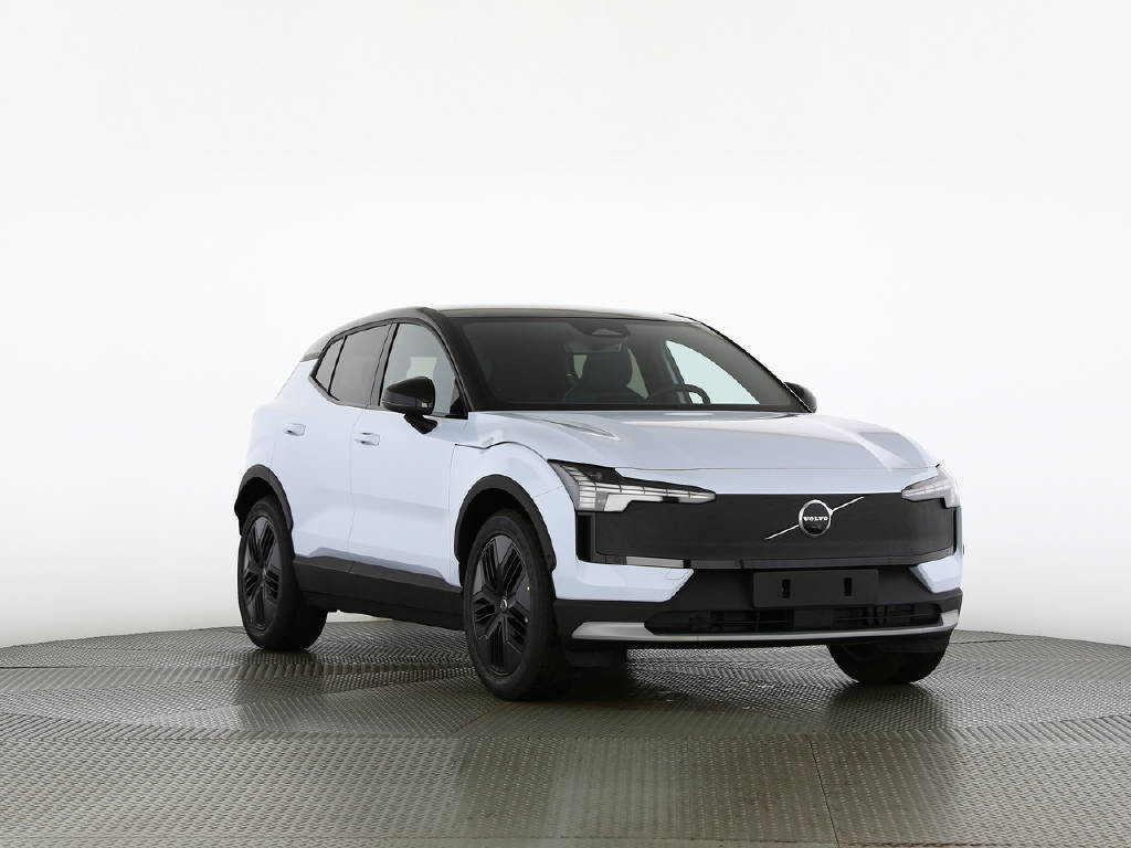 VOLVO EX 30 Cross Country P8 Ultra AWD-image-19