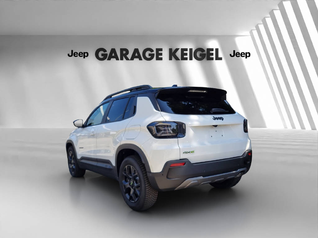 JEEP Avenger 1.2 MHEV Overland 4xe-image-2