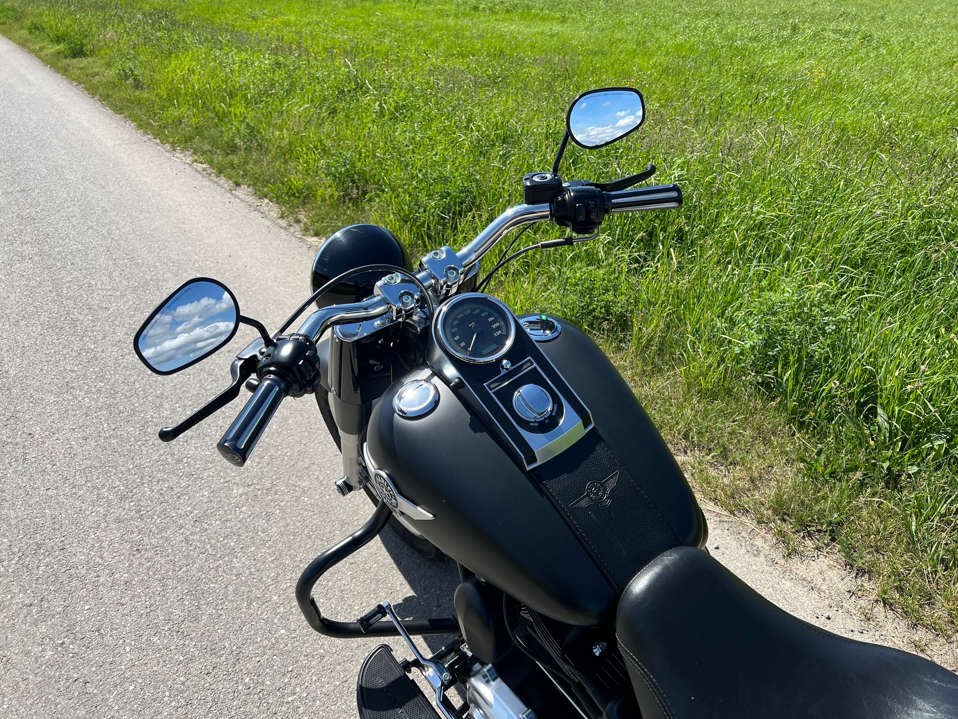 HARLEY-DAVIDSON FLSTFB Fat Boy Special-image-4