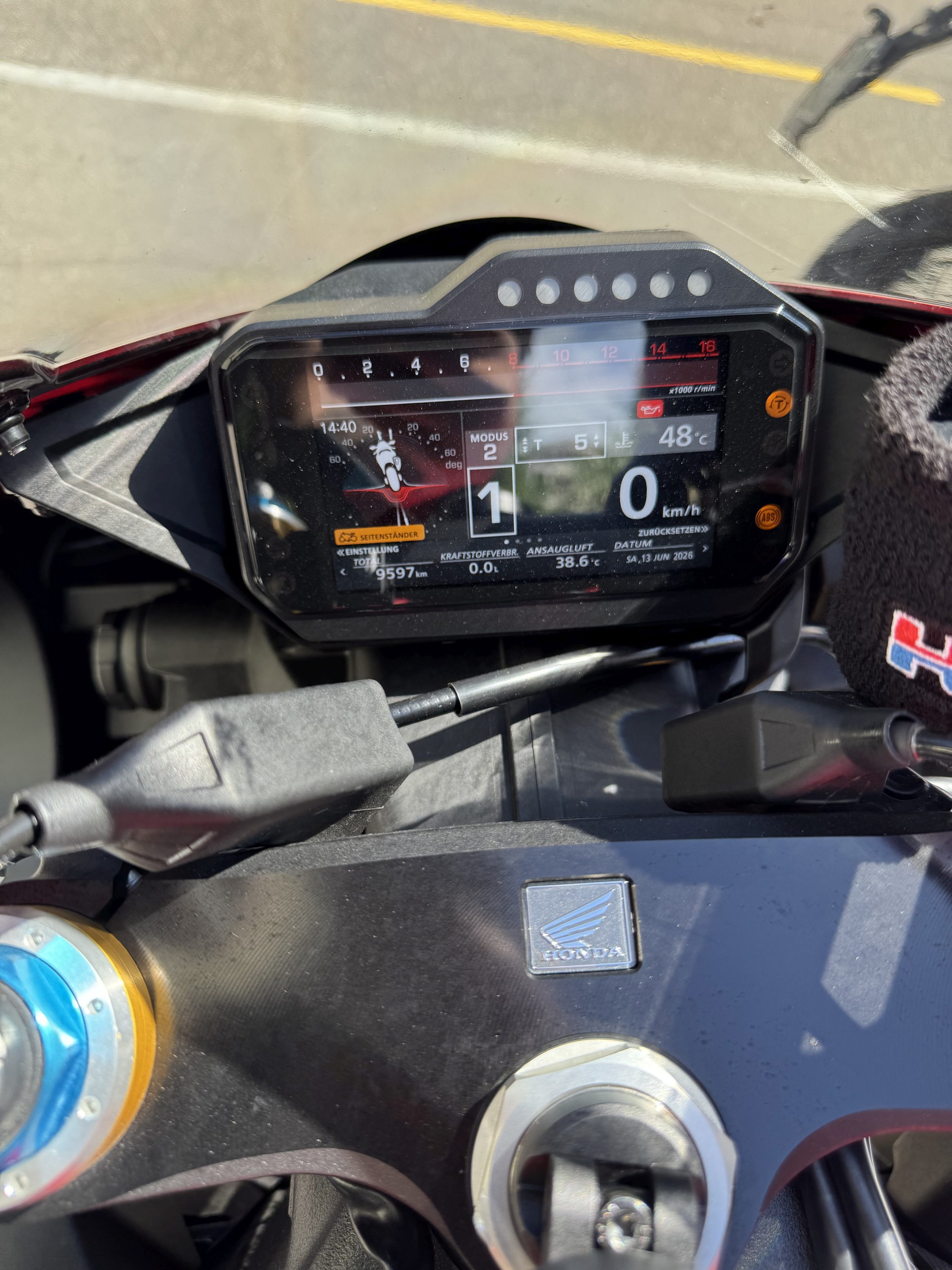 HONDA CBR 1000 RR-R Fireblade SP-image-10