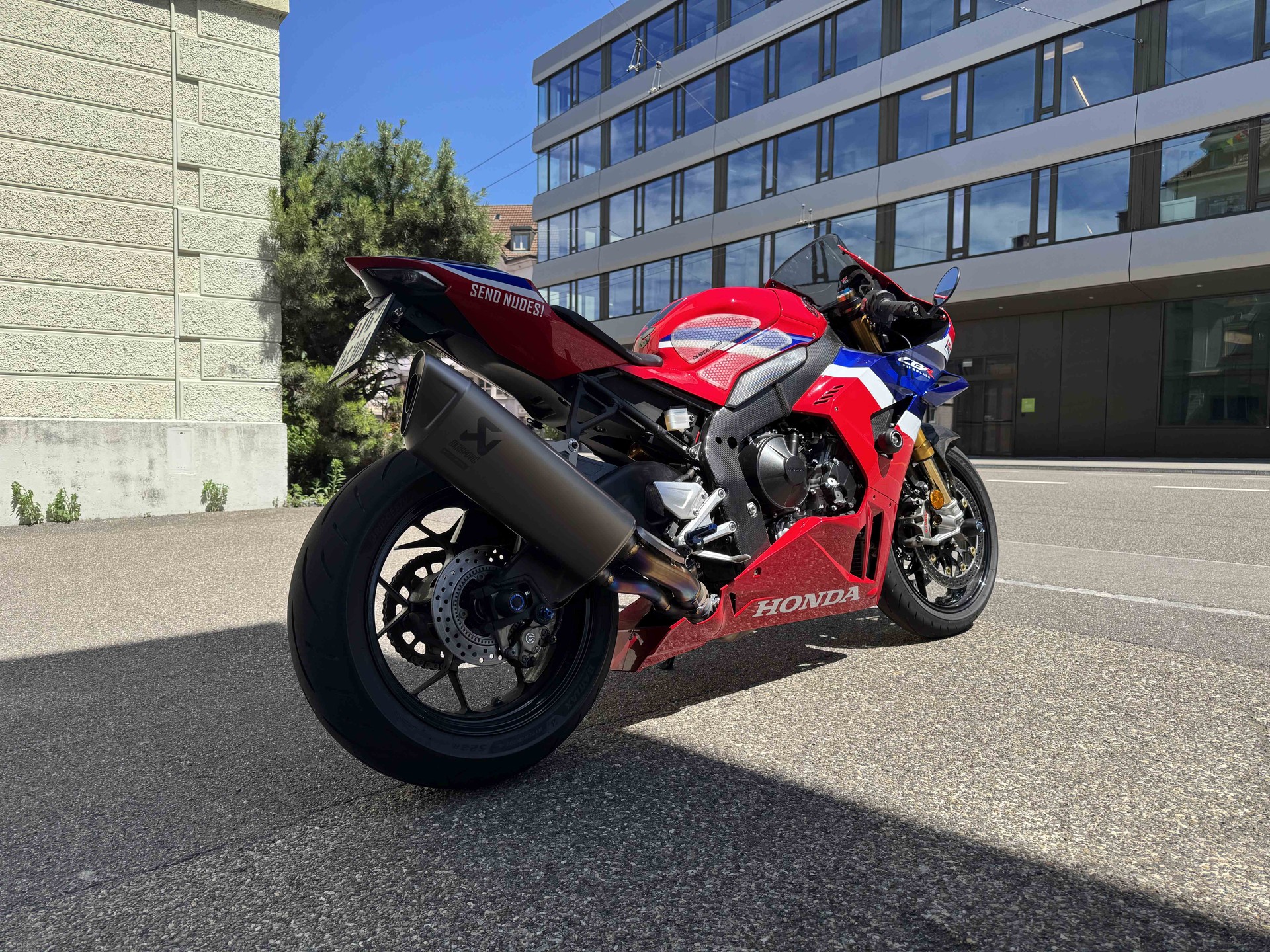 HONDA CBR 1000 RR-R Fireblade SP-image-2
