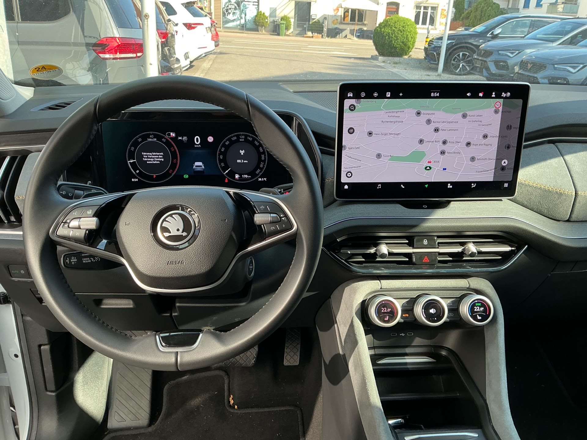 SKODA Kodiaq 2.0 TDI 193 PS 4x4 SELECTION *** 7 - SITZER & ANHÄNGEKUPPLUNG ***-image-8
