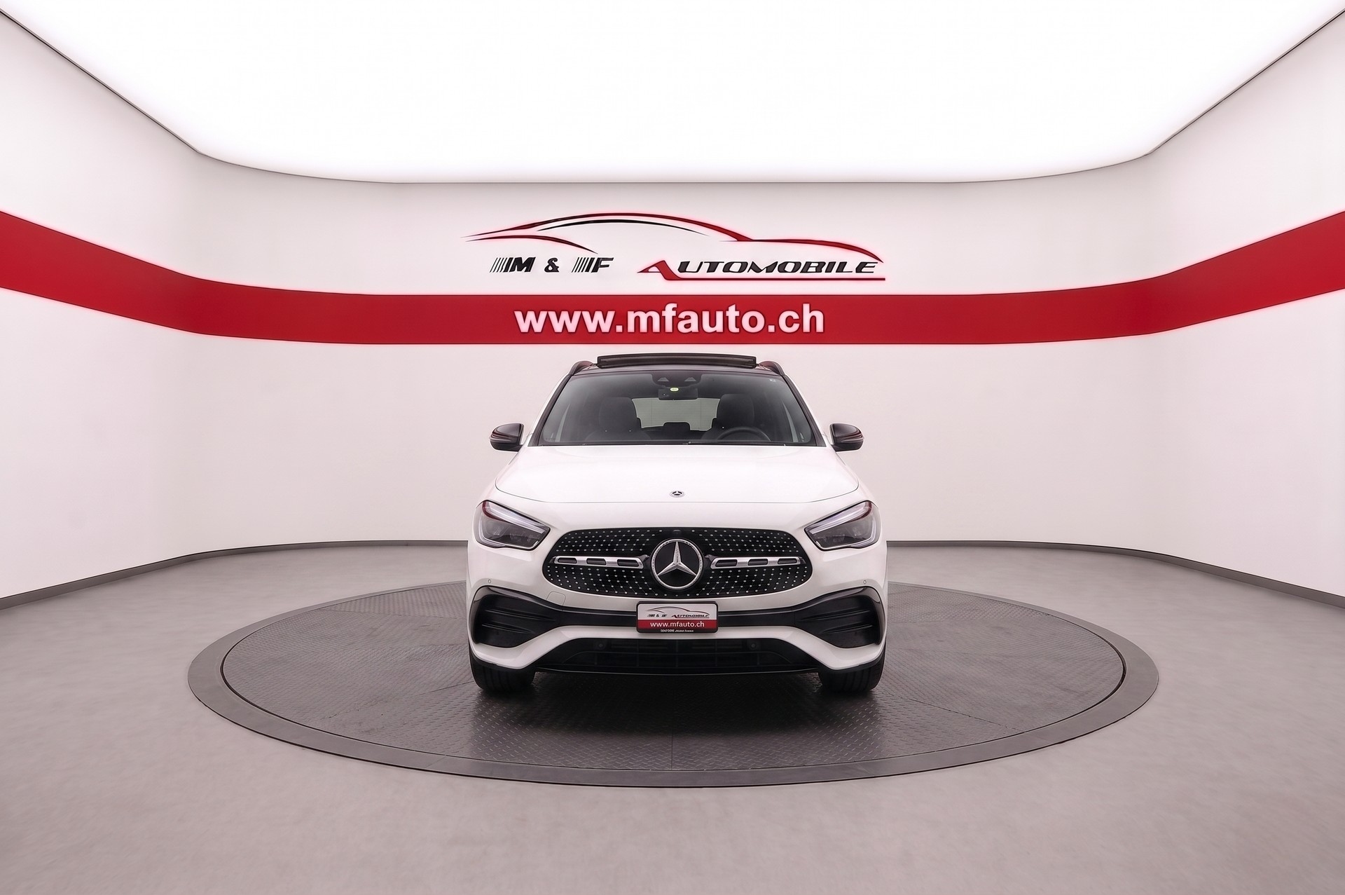 MERCEDES-BENZ GLA 250 e AMG Line CH FAHRZEUG-showroom-element-3
