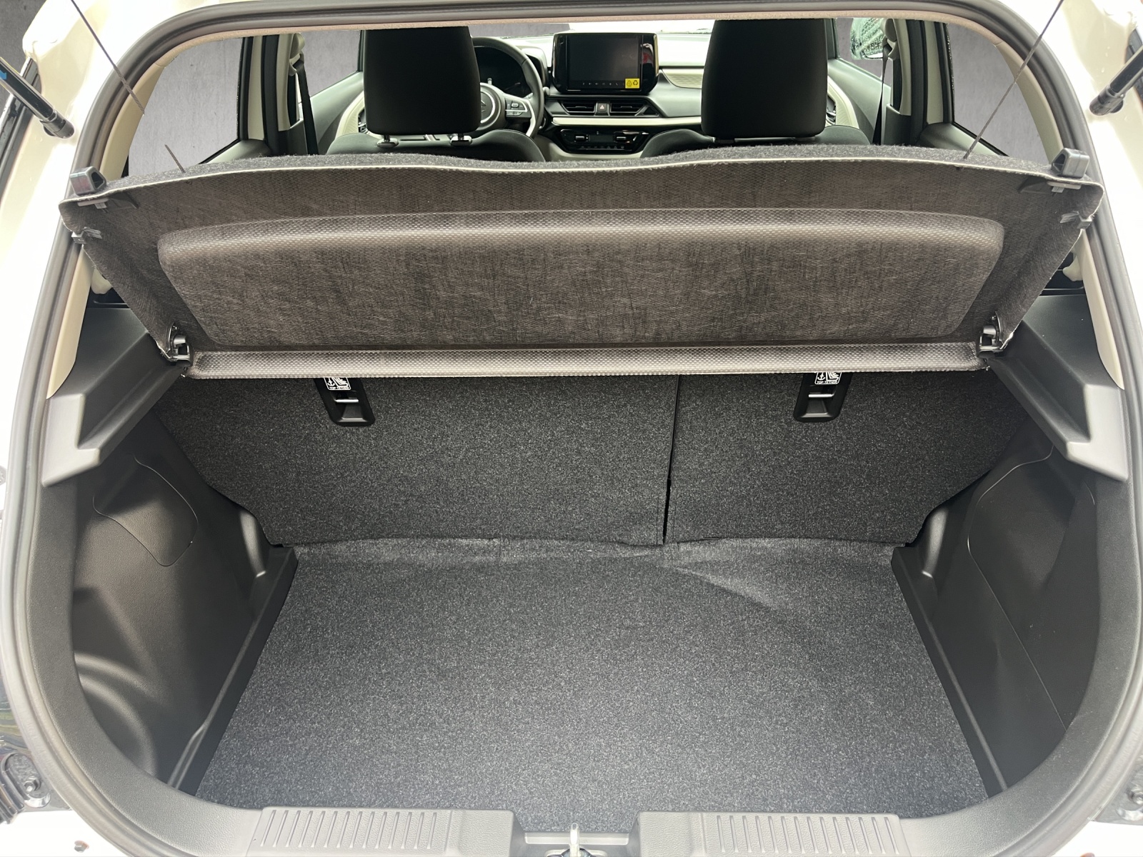 SUZUKI Swift 1.2 Compact+ Hybrid 4x4-image-8