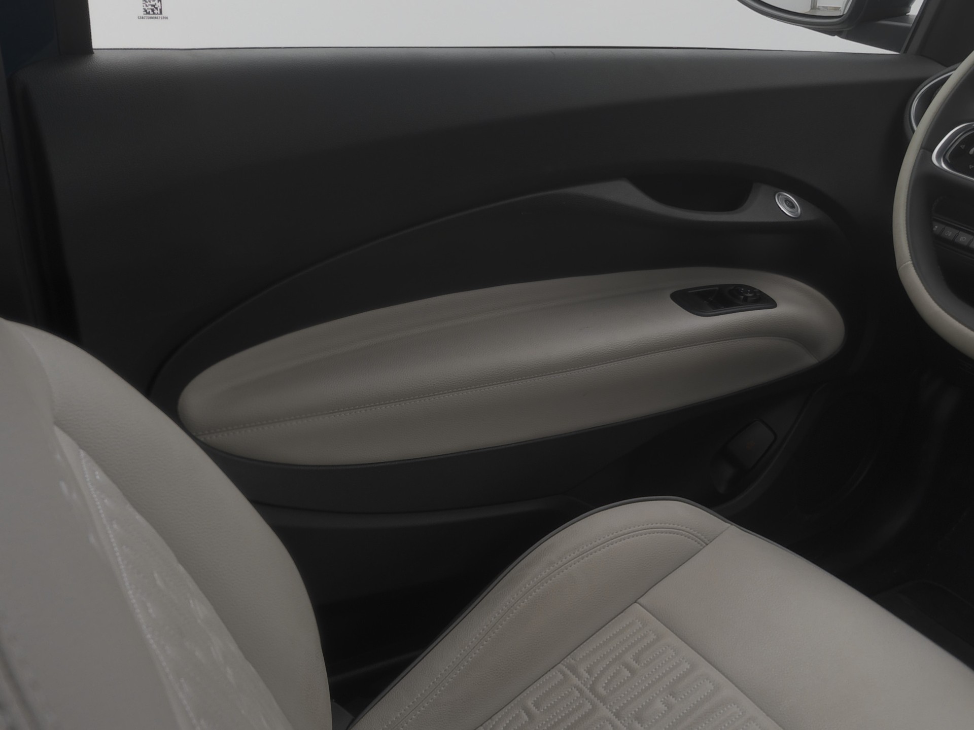 FIAT 500 Cabrio electric 87 kW La Prima-image-9