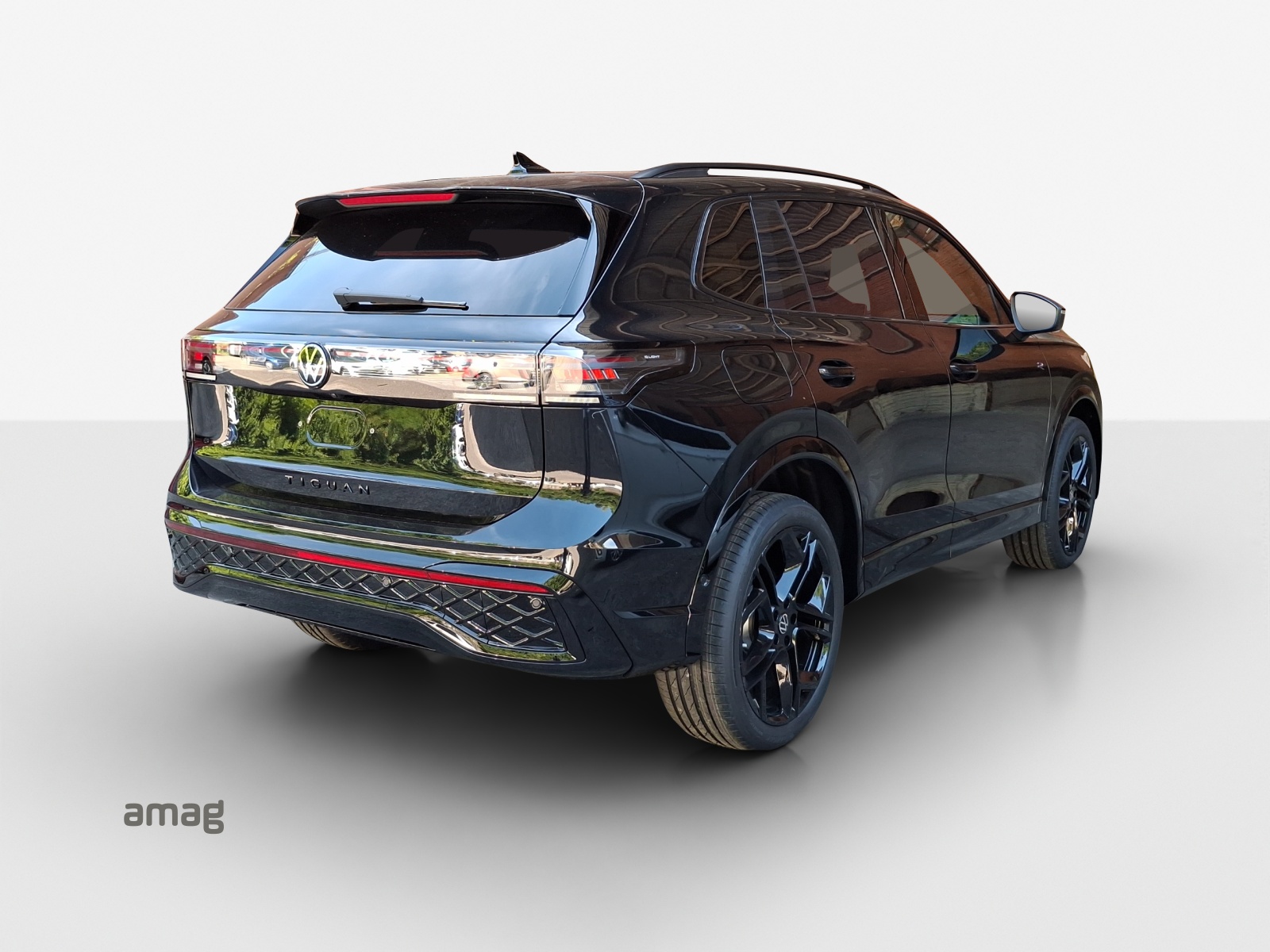 VW Tiguan 1.5 TSI evo2 eHybrid R-Line DSG-image-4