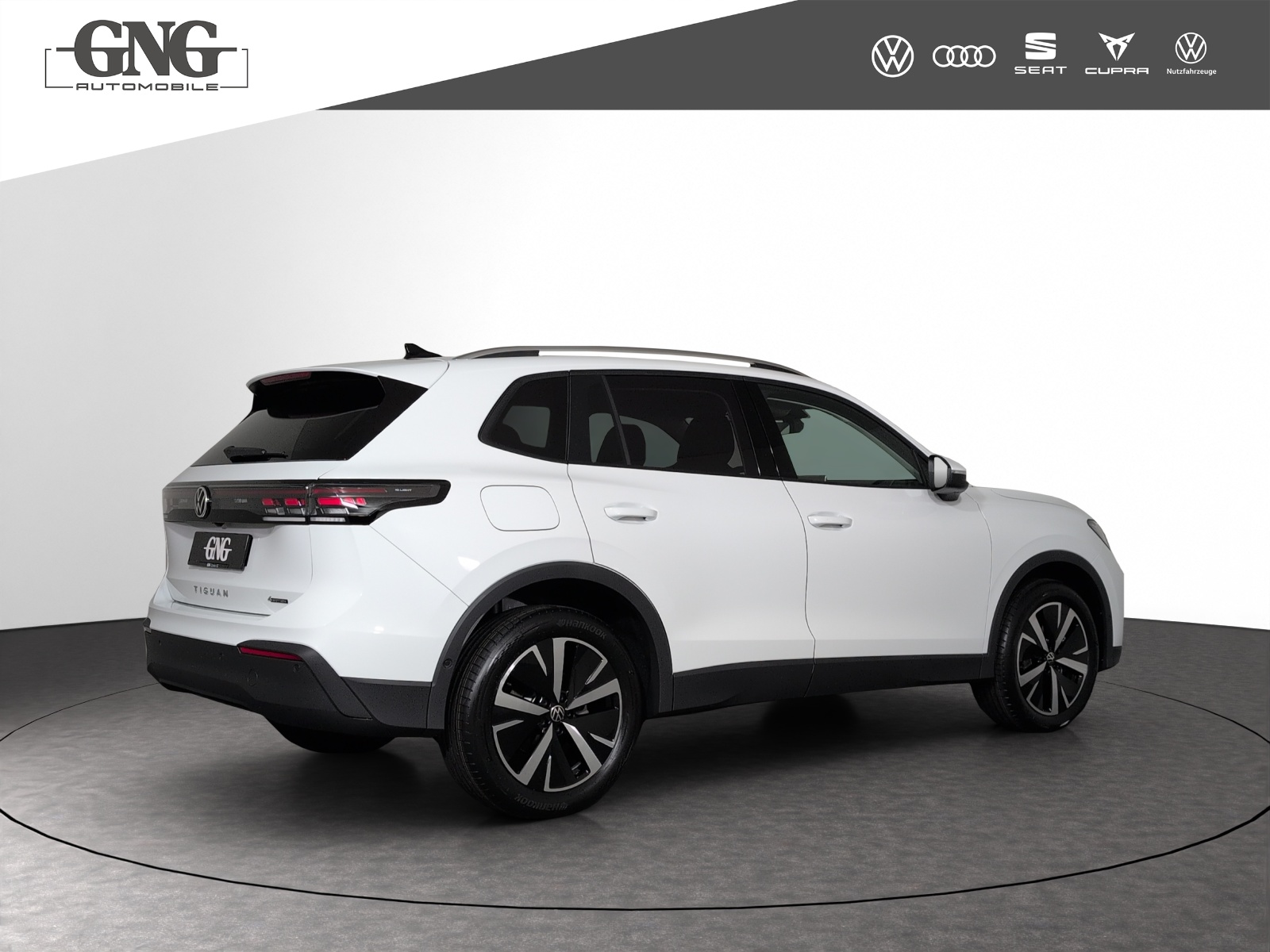 VW Tiguan 2.0 TSI DSG Life 4Motion-showroom-element-2