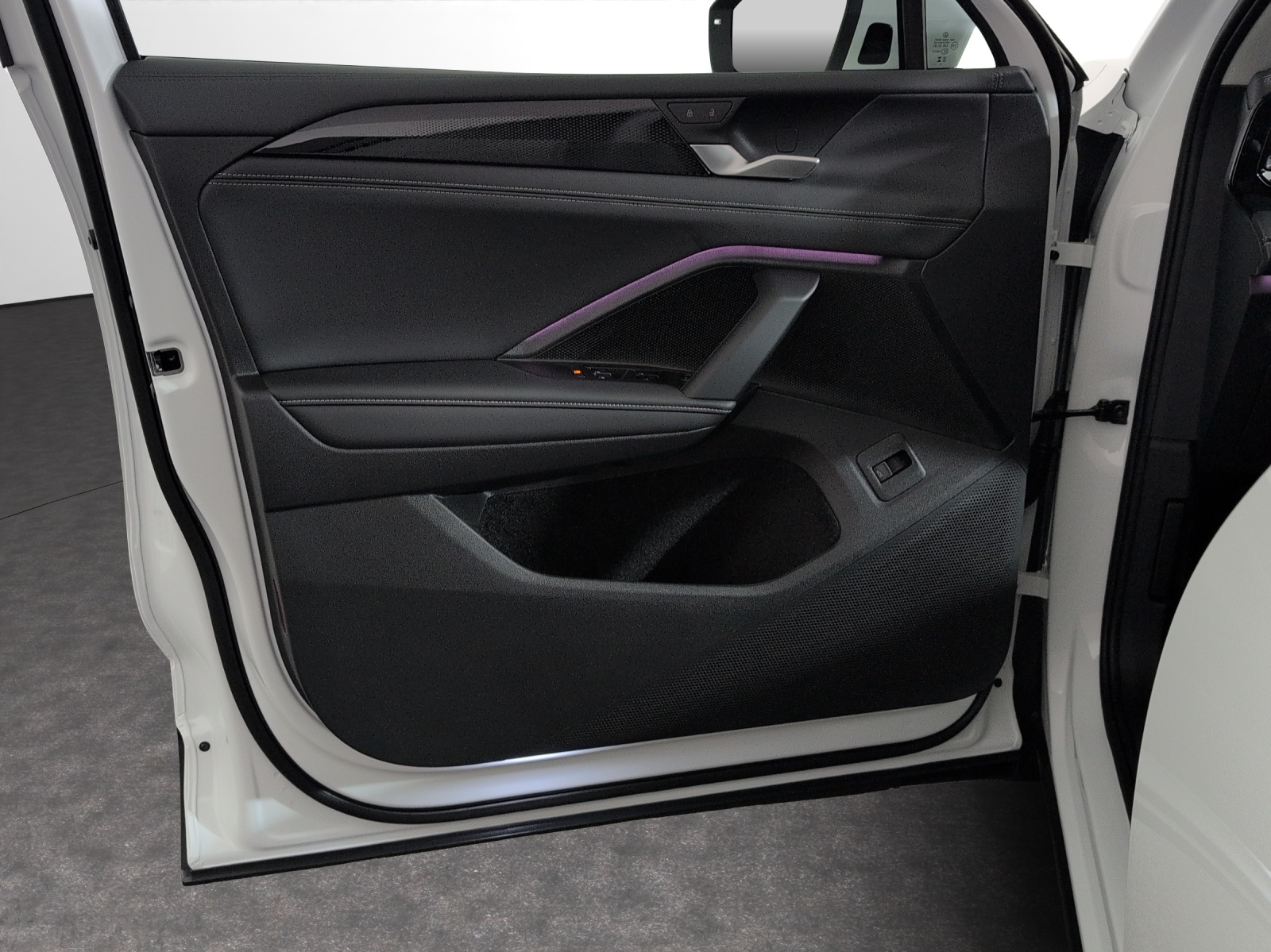 VW Tiguan 2.0 TSI DSG Life 4Motion-image-13