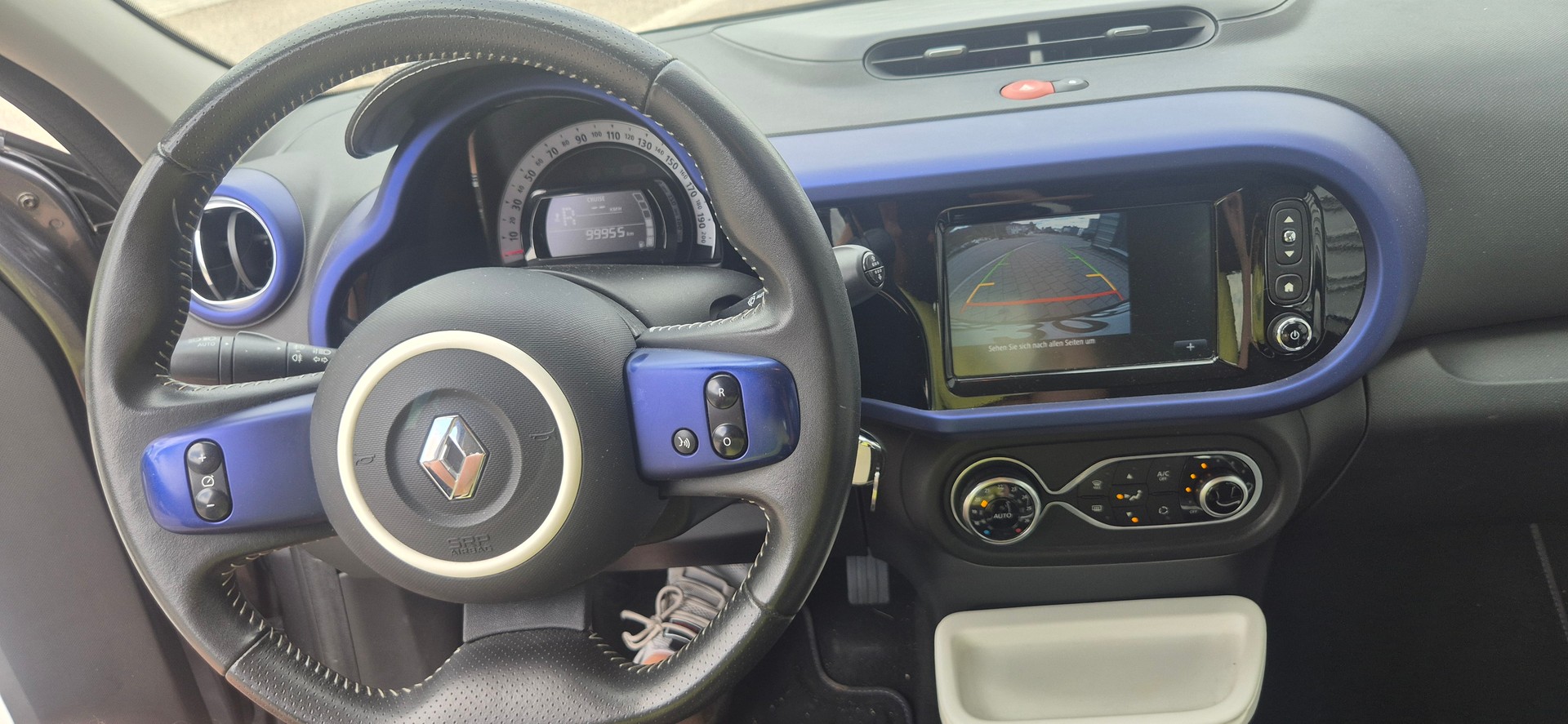 RENAULT Design Edition 0.9 TCe 90 Iconic-image-12