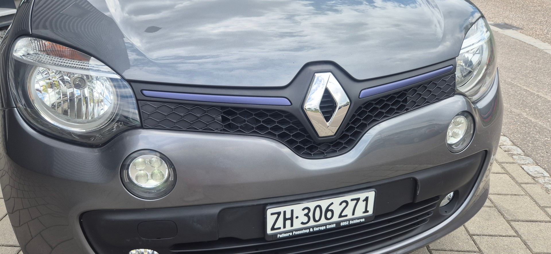 RENAULT Design Edition 0.9 TCe 90 Iconic-image-1