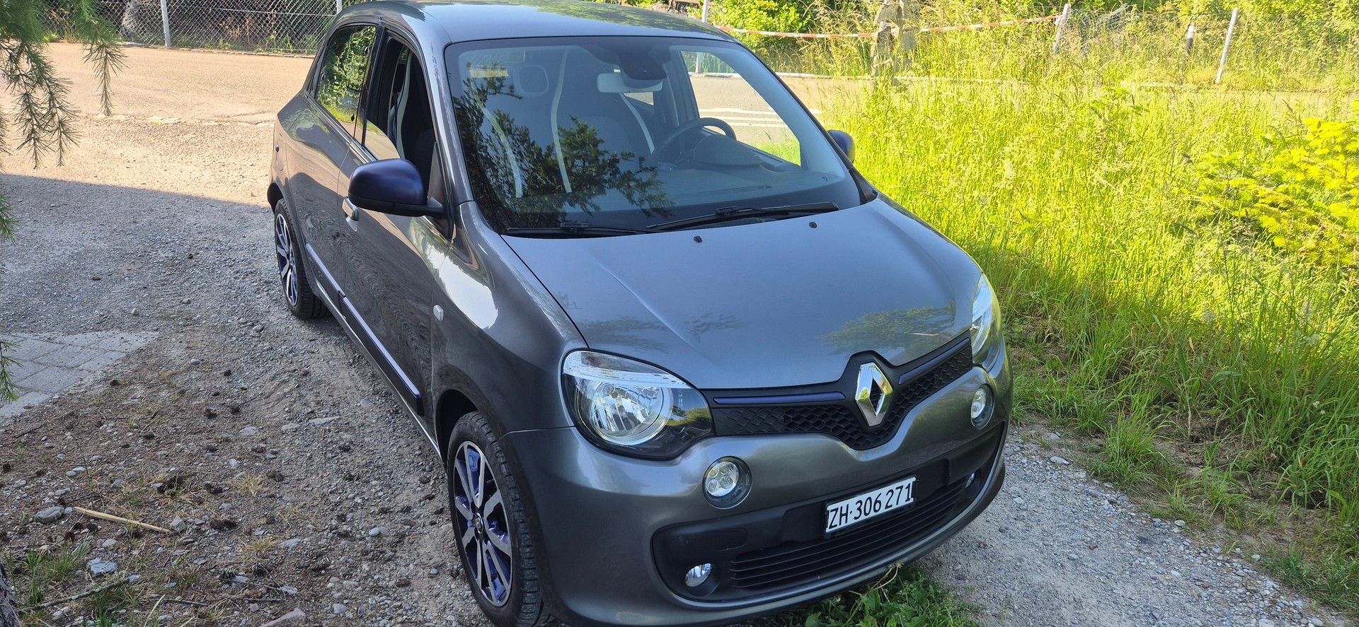 RENAULT Design Edition 0.9 TCe 90 Iconic-image-6