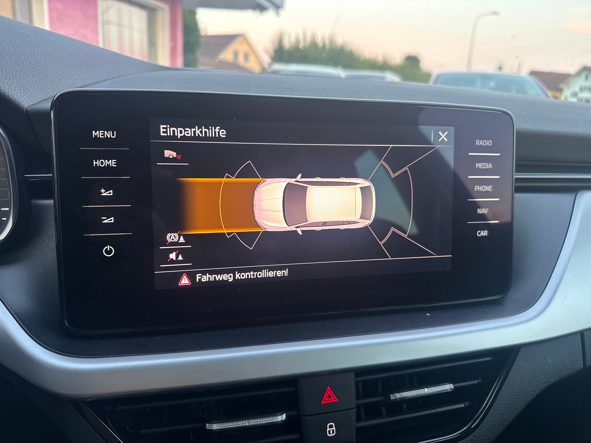SKODA Scala 1.0 TSI Ambition-image-8