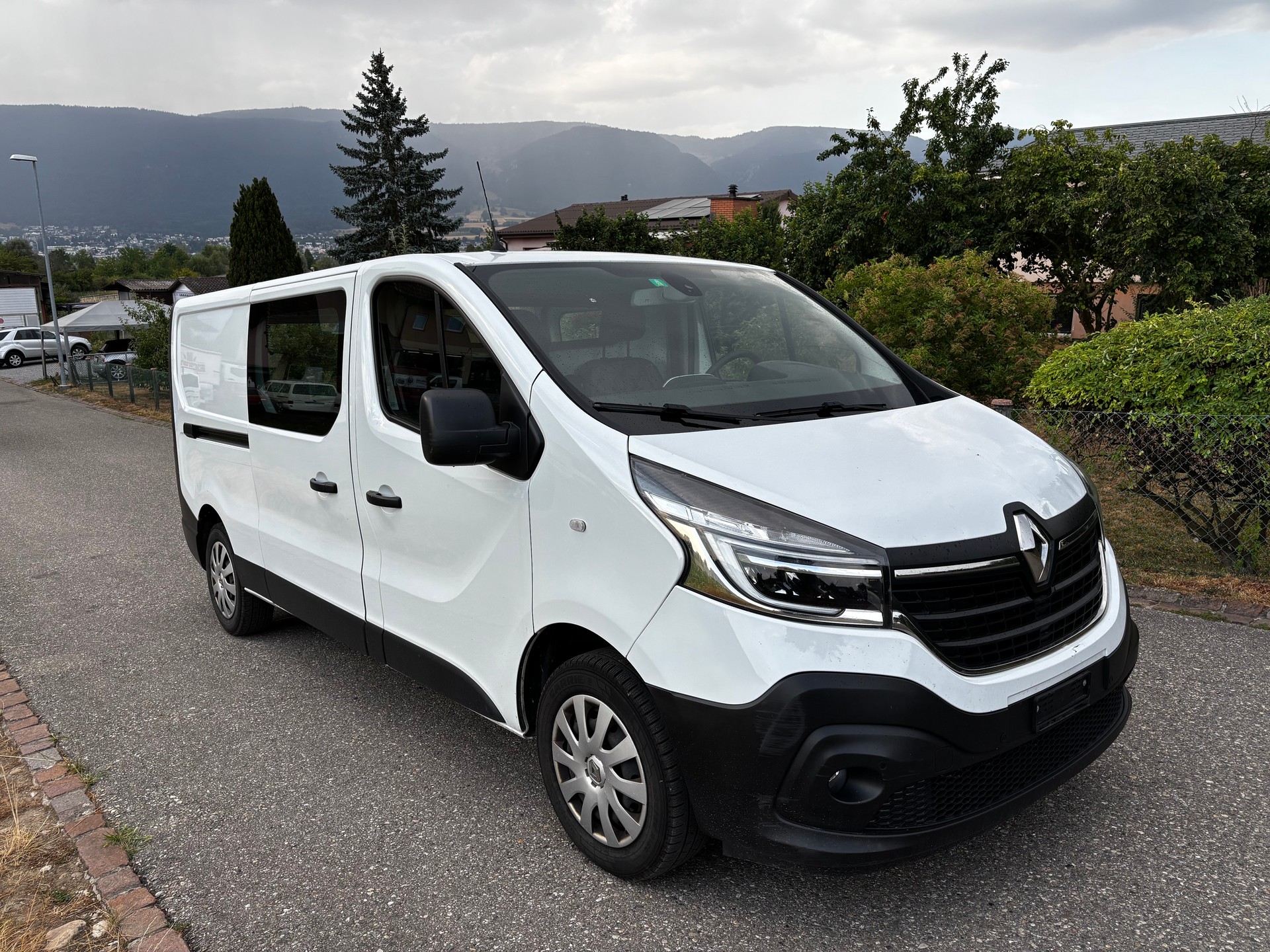 RENAULT Trafic 2.0 Energy dCi 120 3.0t Business L2H1