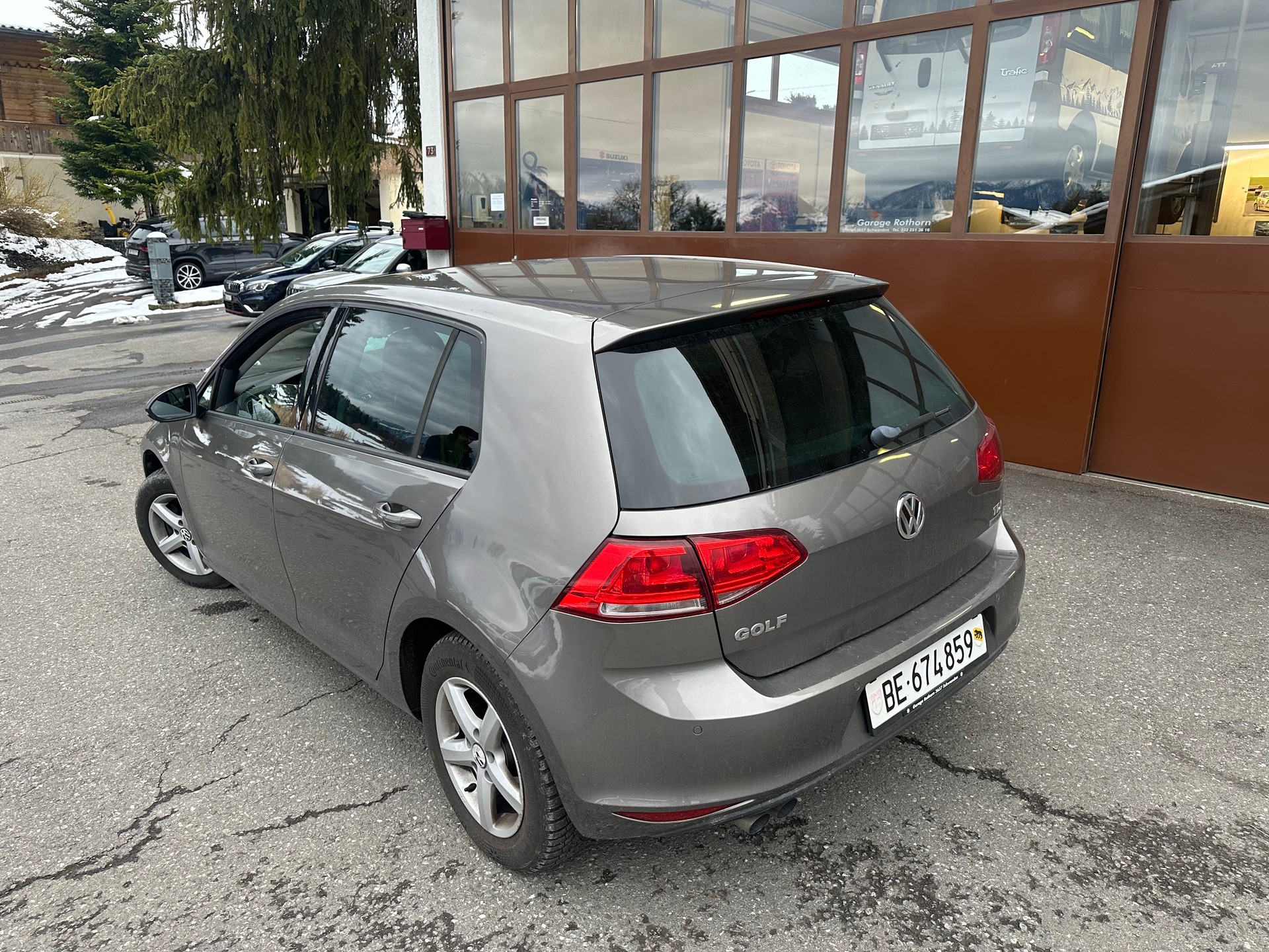 VW Golf 1.6 TDI Comfortline 4Motion-image-3