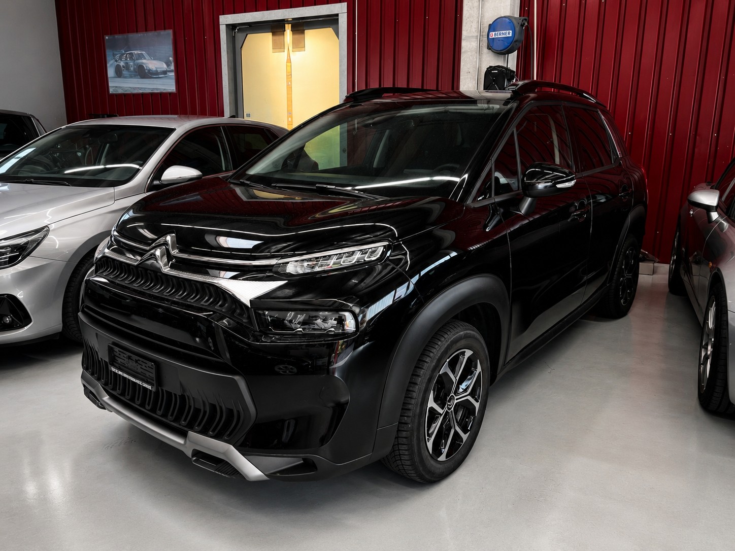 CITROEN C3 Aircross 1.2i PureTech Shine EAT6-showroom-element-1
