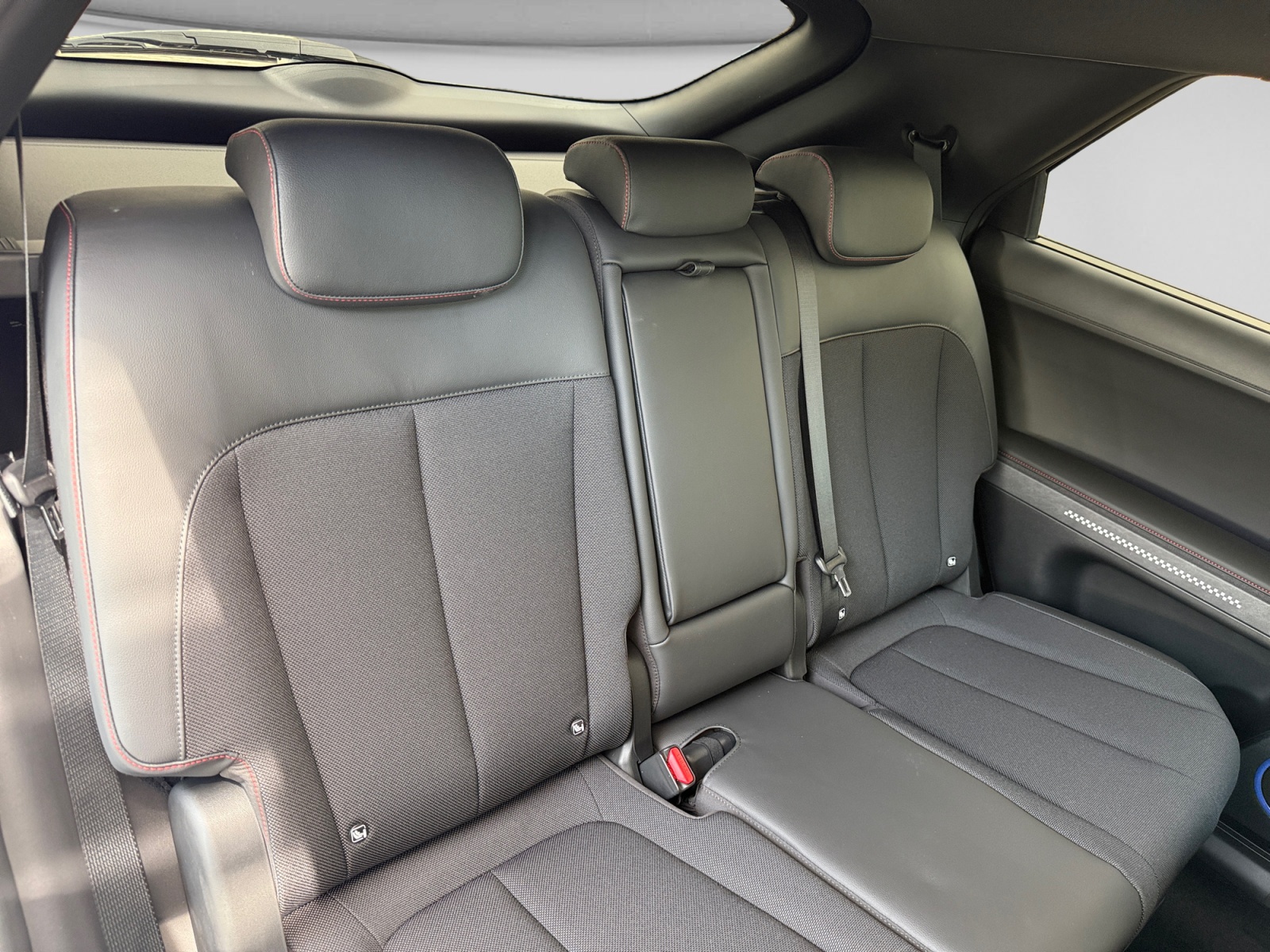 HYUNDAI Ioniq 5 N-Line 84kWh-image-16