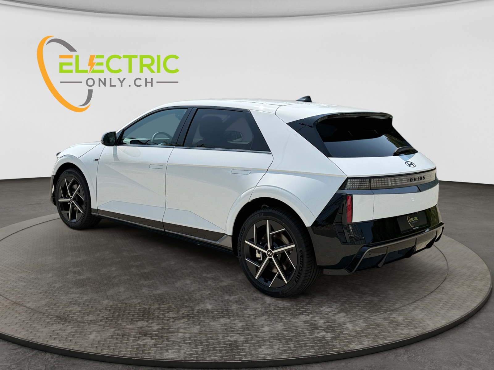 HYUNDAI Ioniq 5 N-Line 84kWh-showroom-element-2
