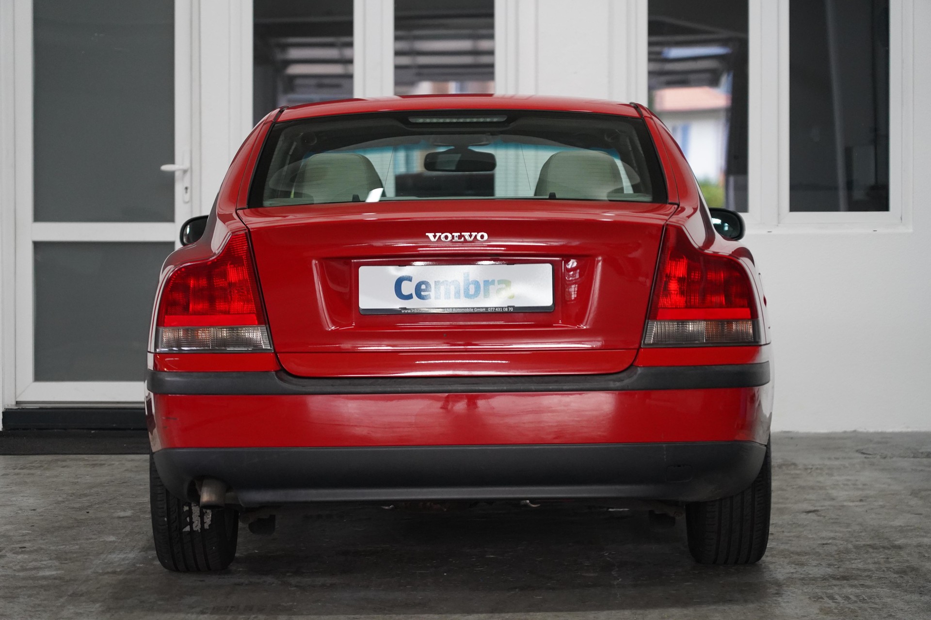 VOLVO S60 D5-image-6