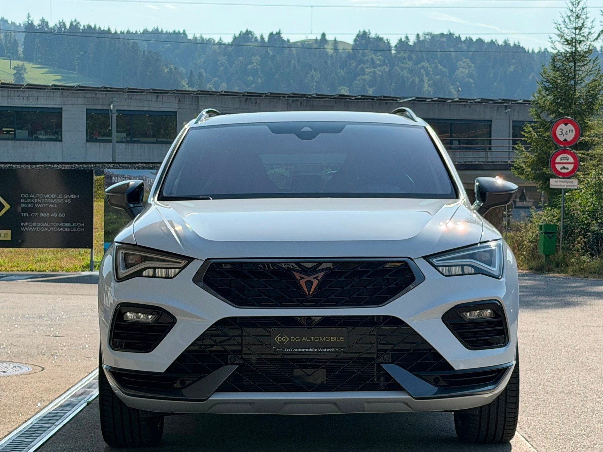 CUPRA Ateca 2.0TSI VZ 4Drive DSG *Top Ausgestattet**Cupra- & Startknopf am Lenkrad**Panorama**Assistenzpaket XL**DCC*-showroom-element-1