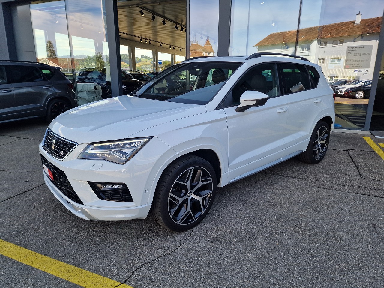 SEAT Ateca 2.0 TSI SWISS FR 4Drive DSG-showroom-element-1