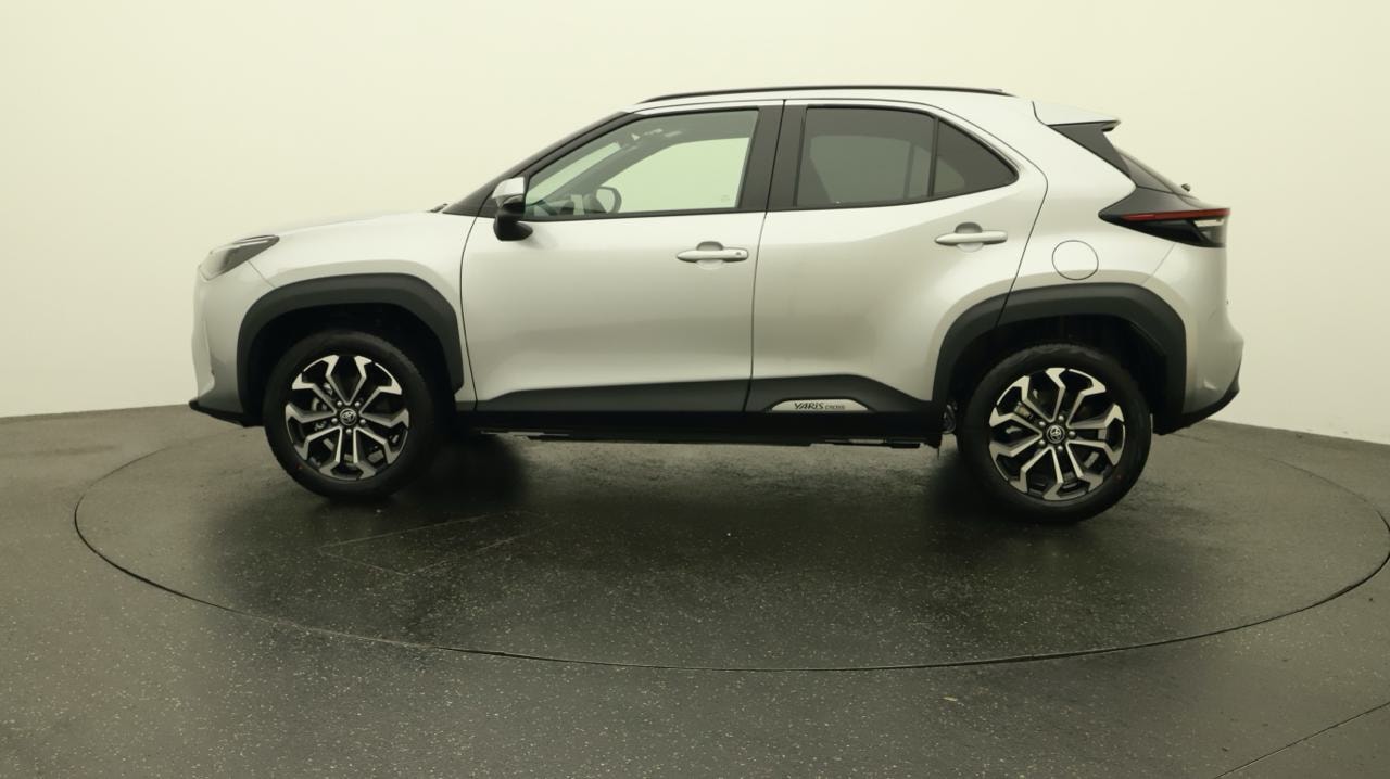 TOYOTA Yaris Cross 1.5 Style e-CVT-showroom-element-1
