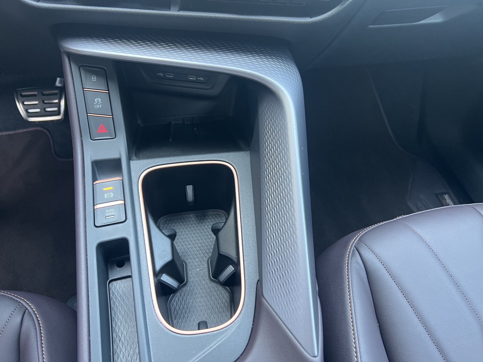 CUPRA Terramar 1.5 eHybrid VZ DSG-image-12