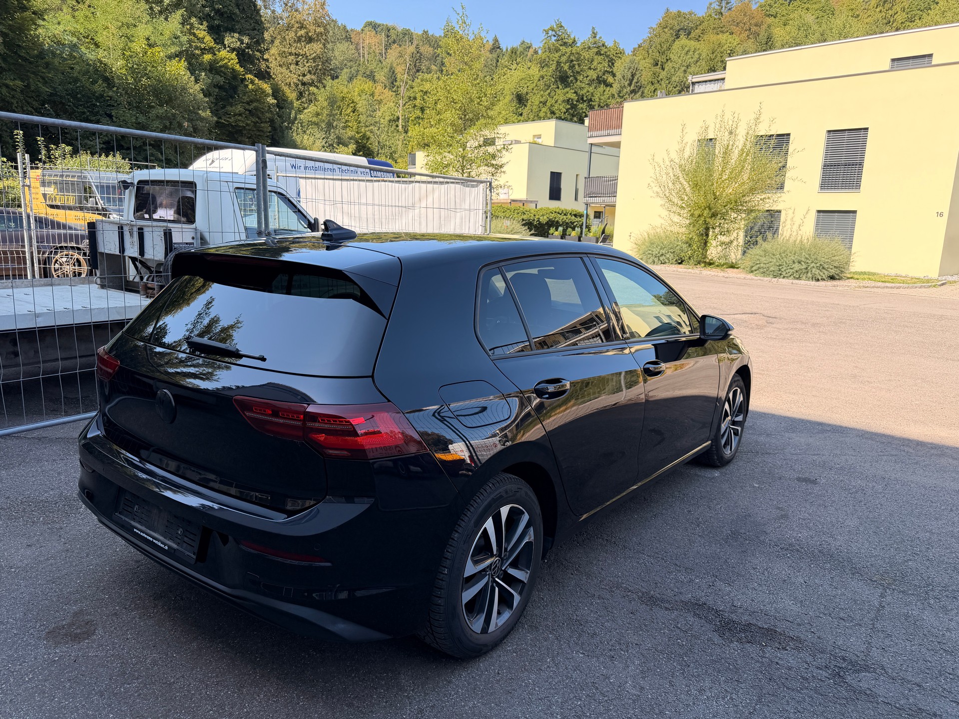 VW Golf 2.0 TDI Style UNITED DSG-showroom-element-3