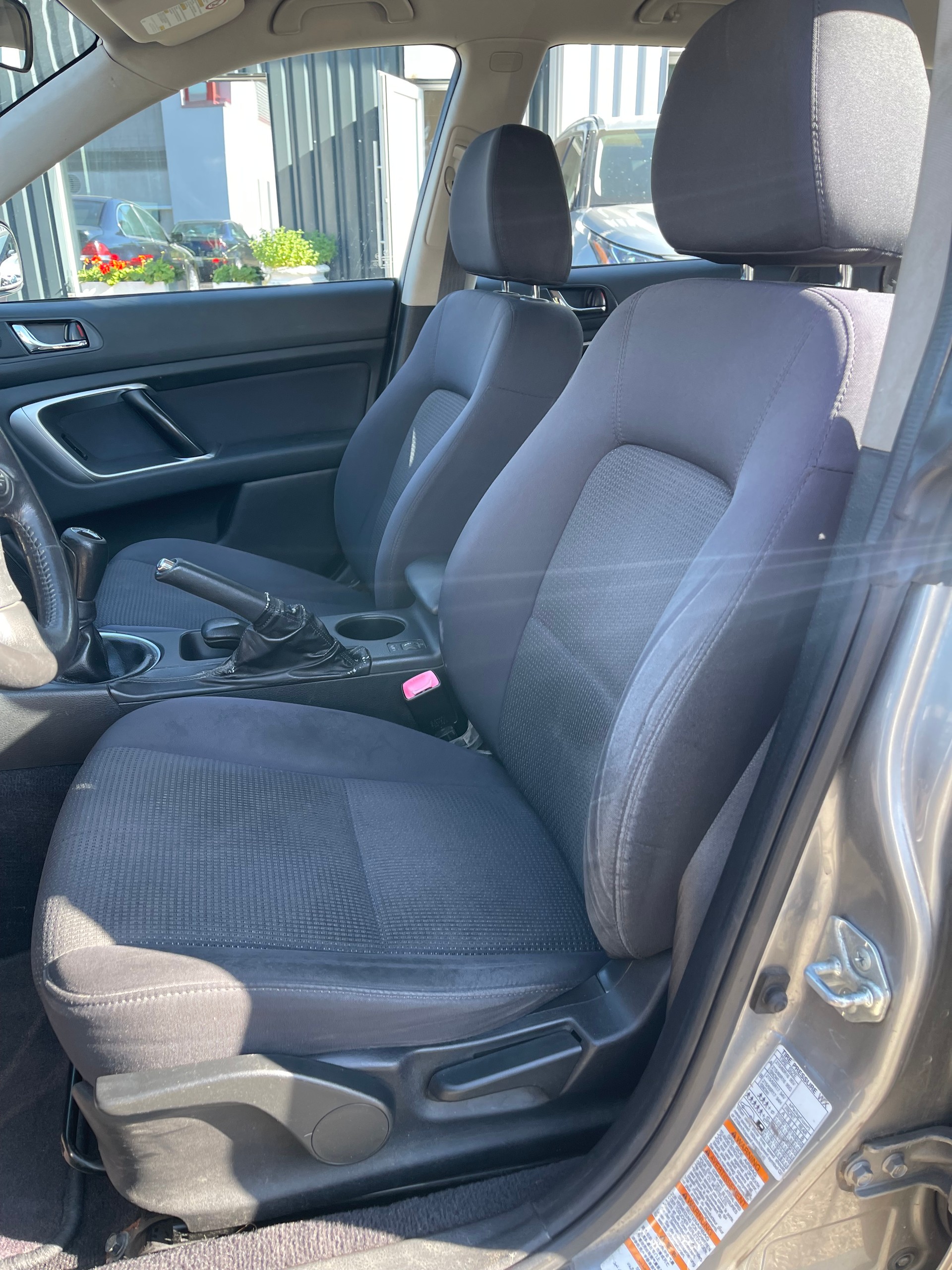 SUBARU Outback 2.5i AWD Comfort De Luxe-image-9