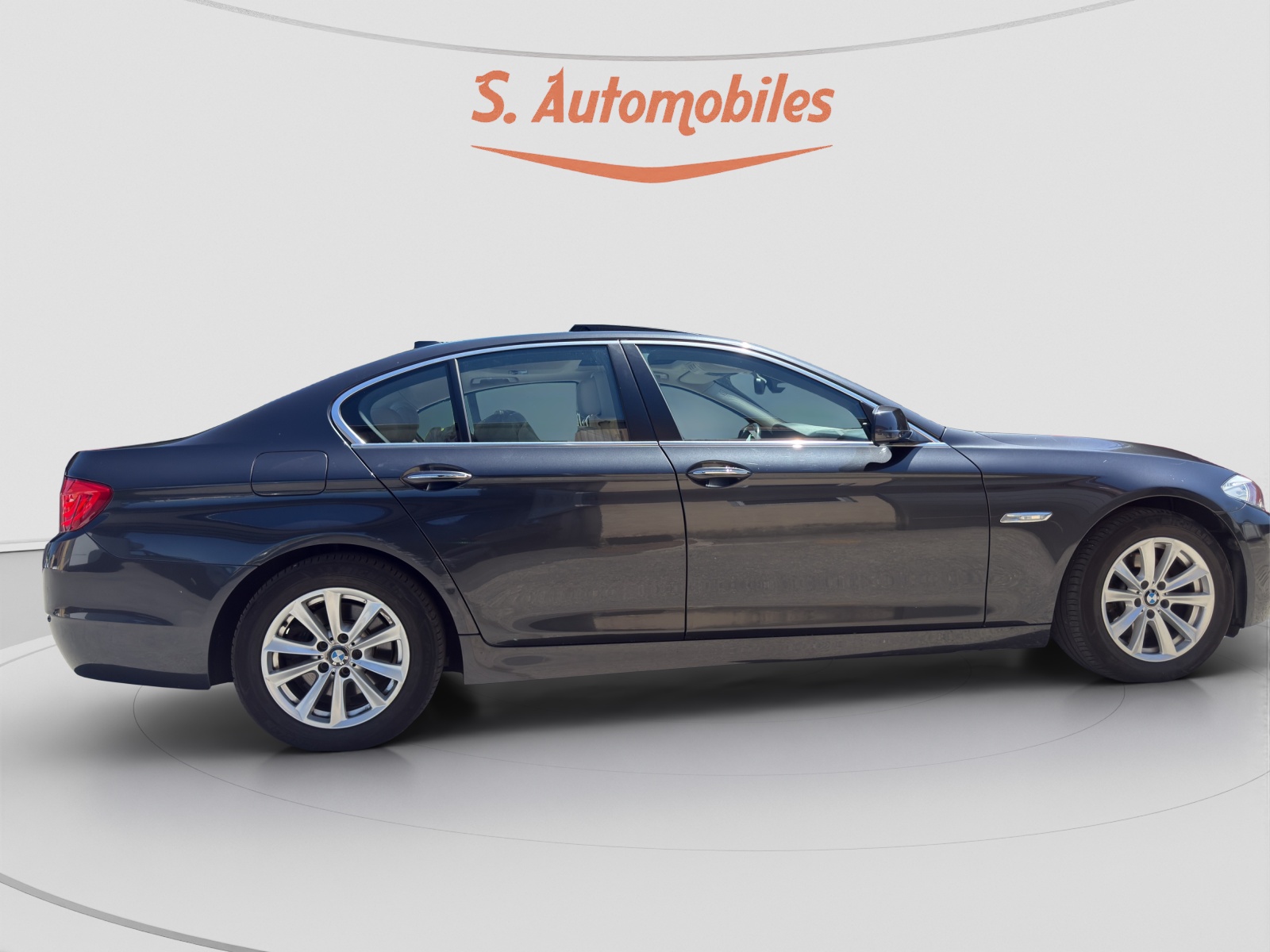 BMW 520d Steptronic-image-7