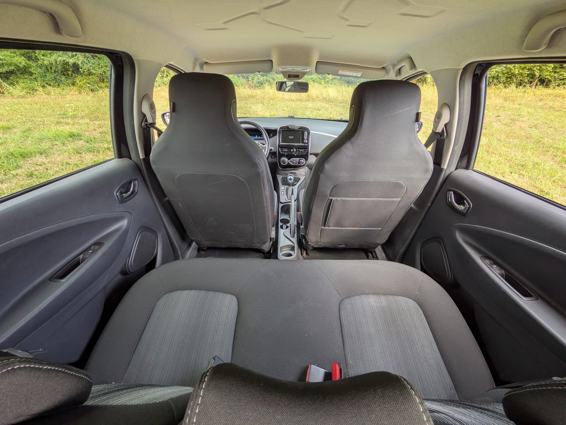 RENAULT R110 Limited mit neuem Motor und Batteriegesundheit 87%-image-5