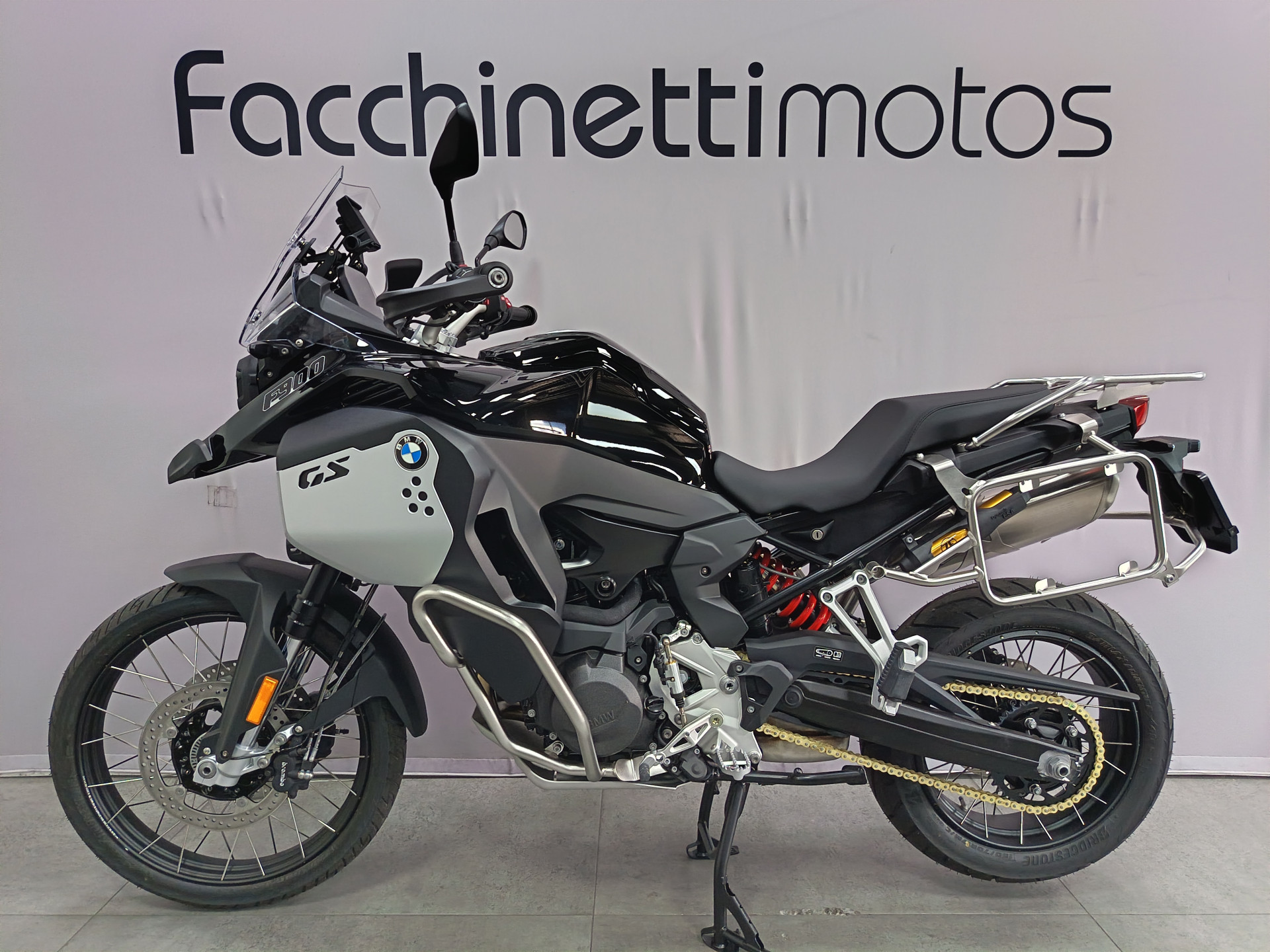 BMW F 900 GS Adventure *** selle extra-basse ***-image-3