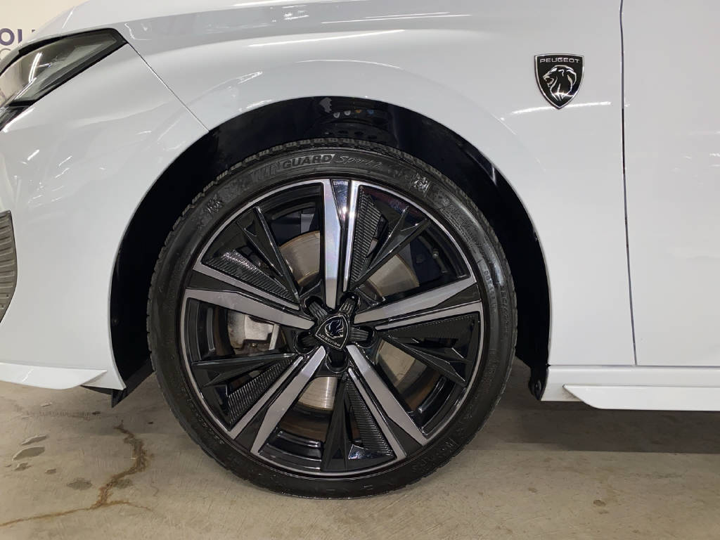PEUGEOT 308 SW 1.6 PHEV 180 PS GT-image-15
