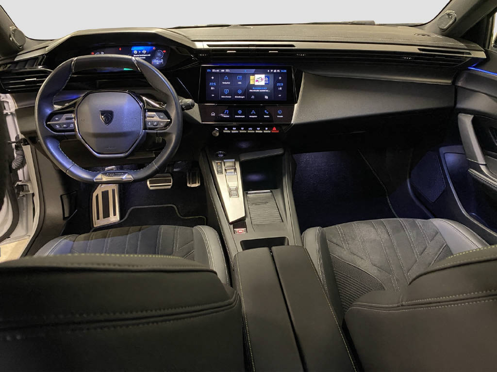 PEUGEOT 308 SW 1.6 PHEV 180 PS GT-image-10