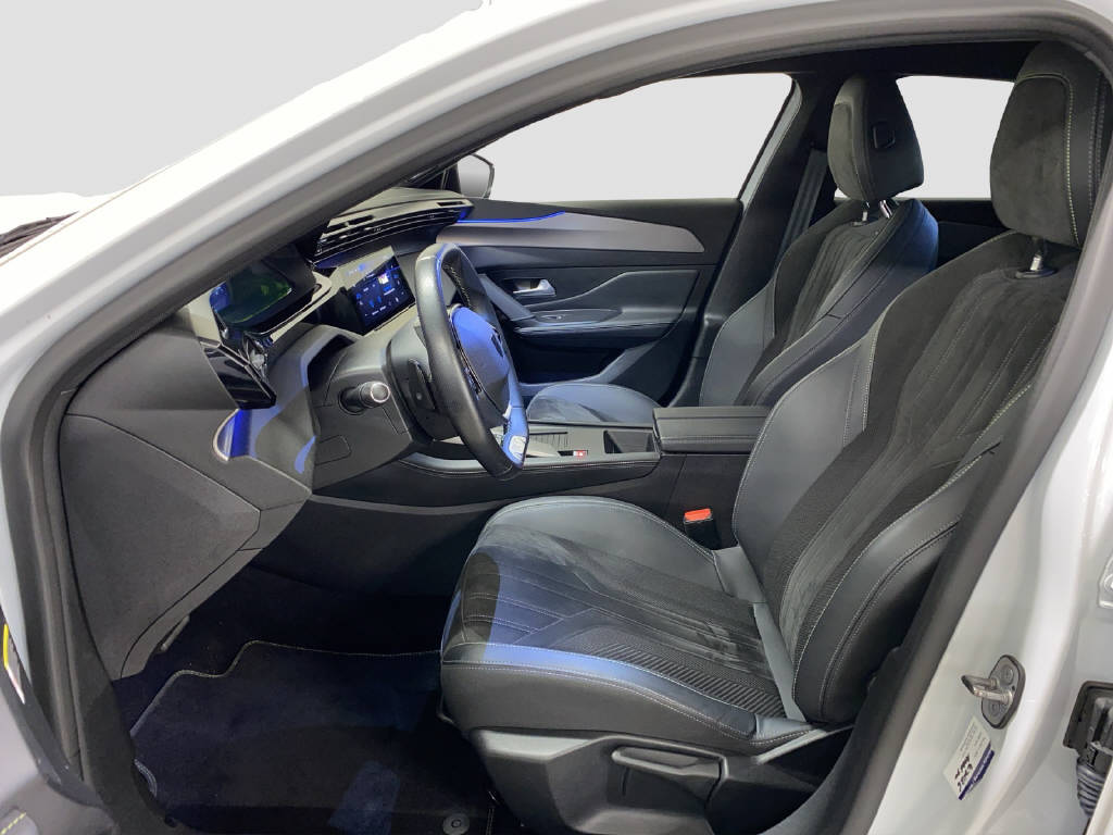 PEUGEOT 308 SW 1.6 PHEV 180 PS GT-image-5
