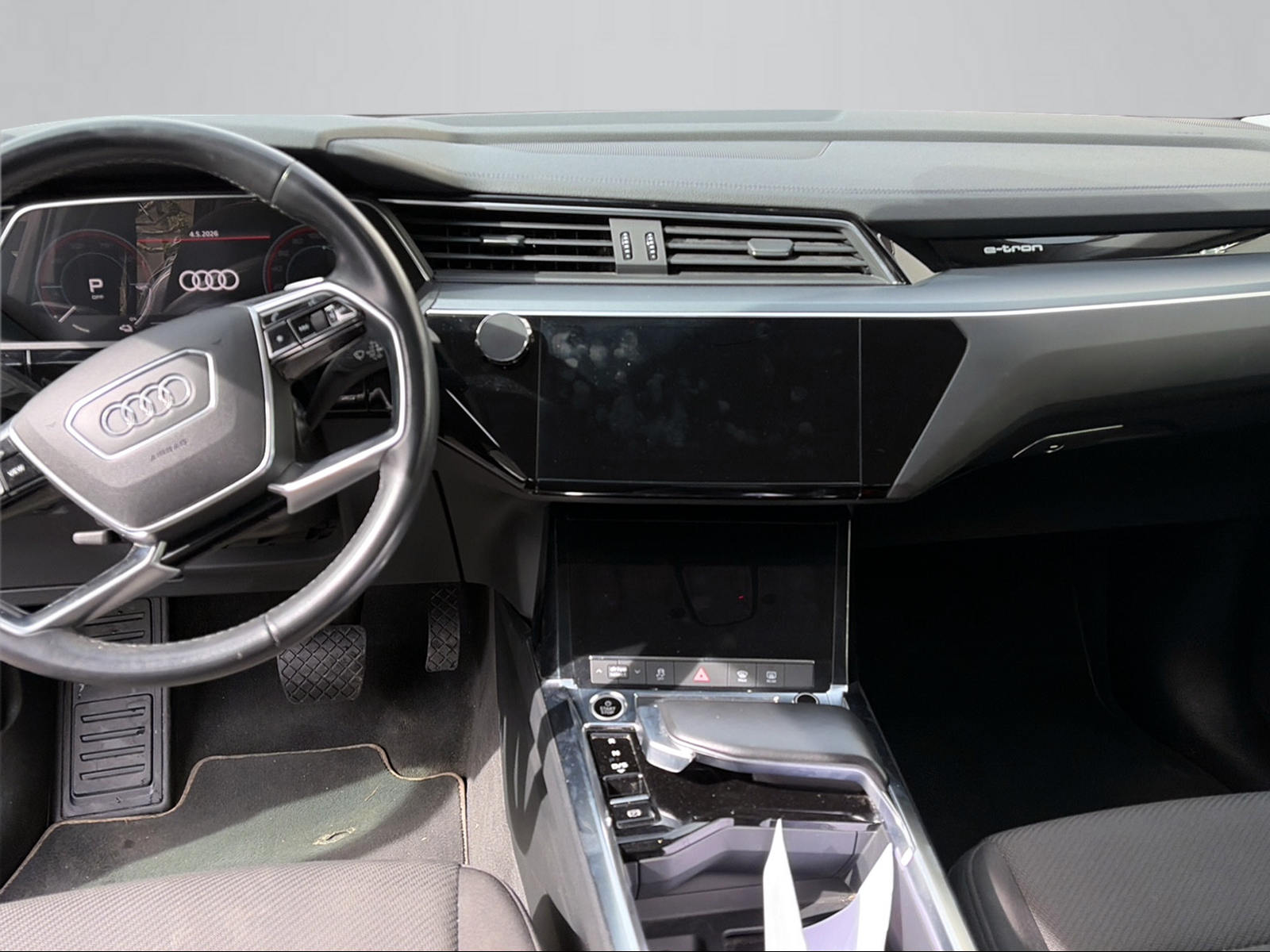 AUDI e-tron 50 Sportback quattro-image-7