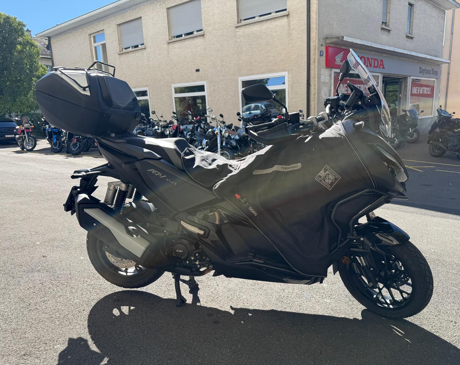 HONDA ADV 350-image-3