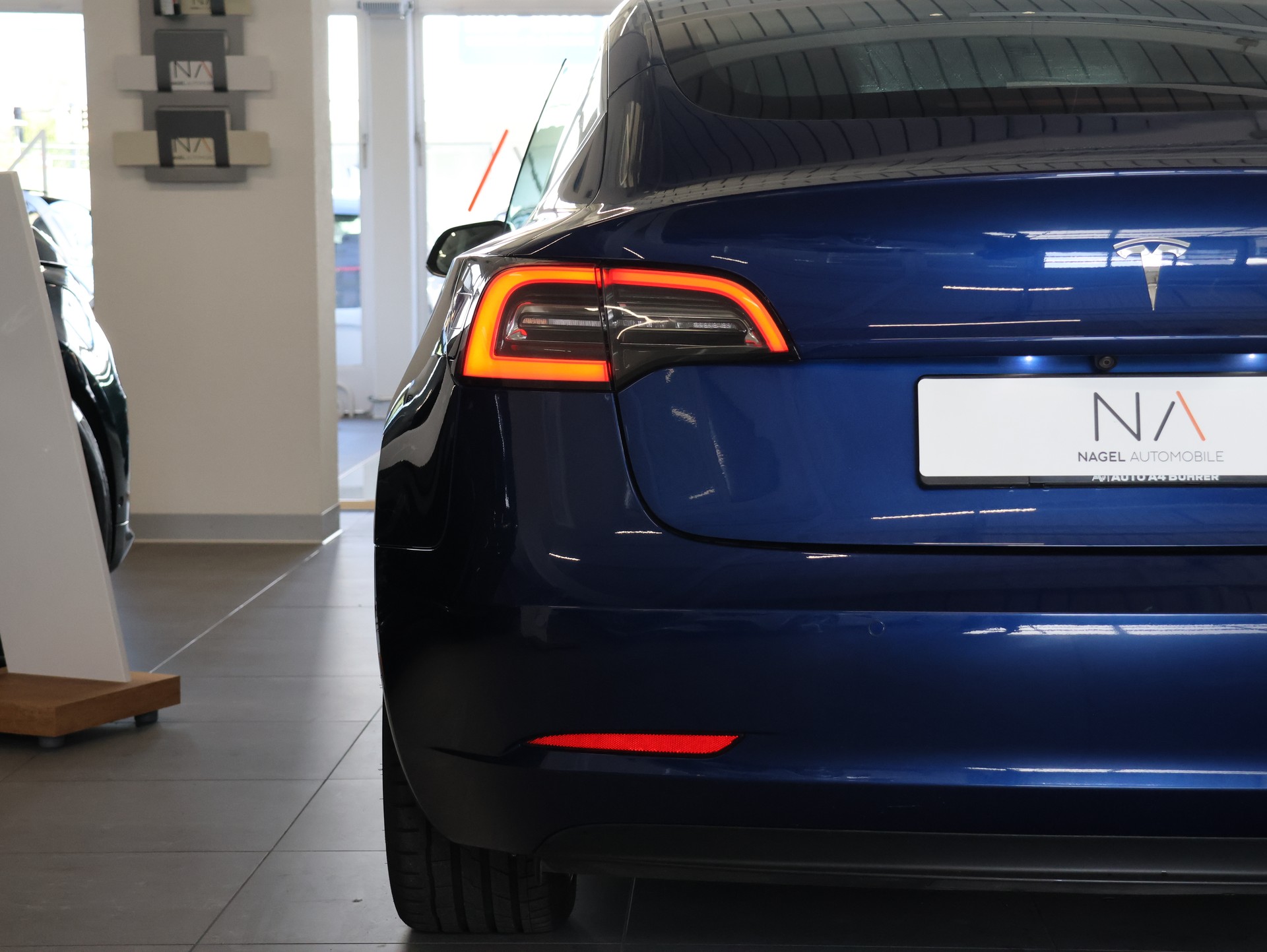 TESLA Model 3 Long Range Dual Motor AWD-image-5