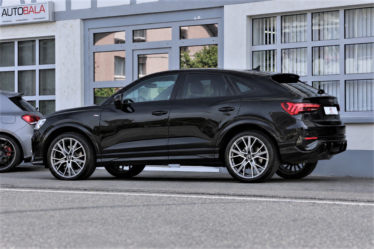 AUDI Q3 Sportback 40 TDI S line Attraction quattro S-tronic (CH)-showroom-element-3