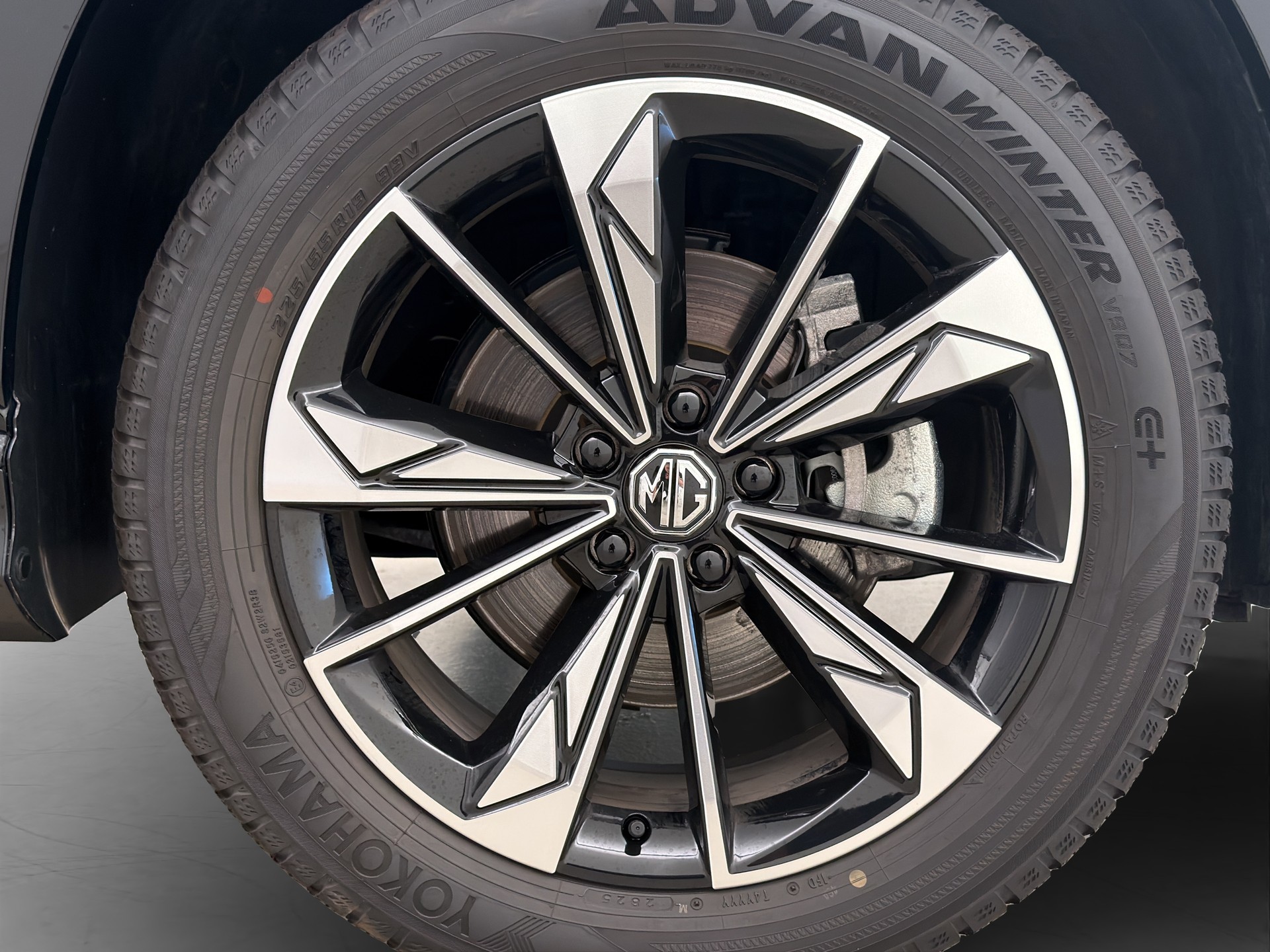 MG HS 1.5 Vti-Tech Luxury-image-19