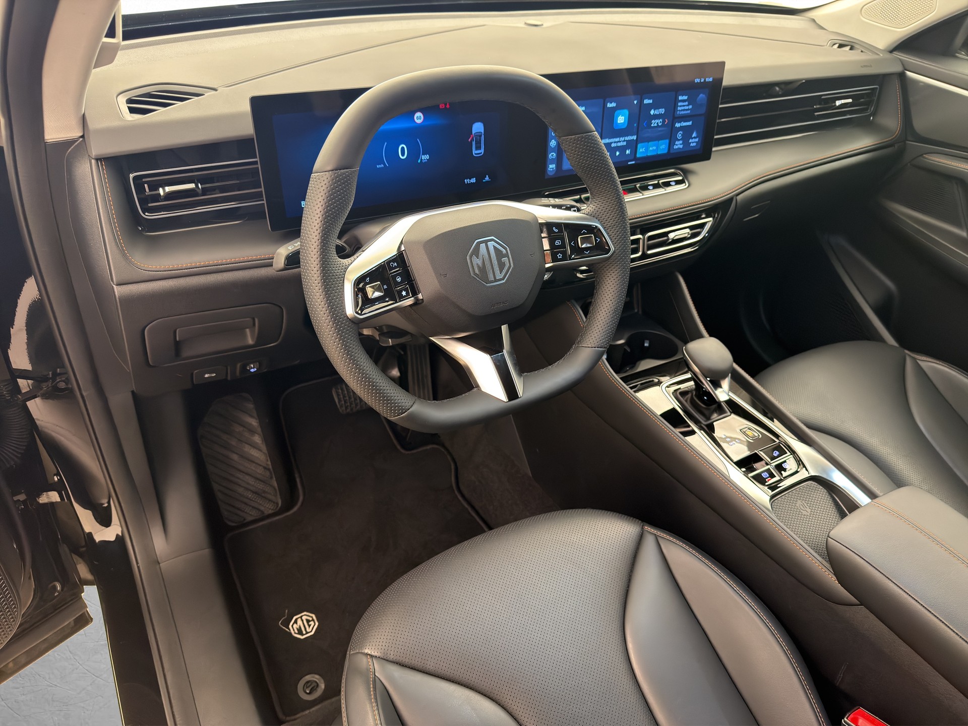 MG HS 1.5 Vti-Tech Luxury-image-18
