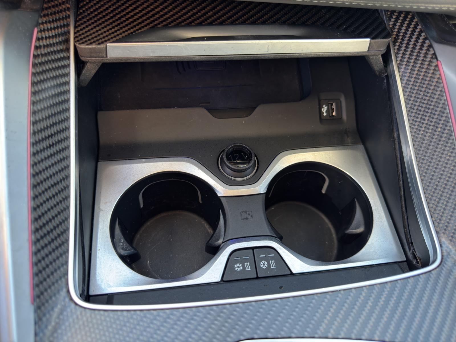 BMW XM 50e Plug-in Hybrid Bowers & Wilkins Diamond Surround Sound System-image-15