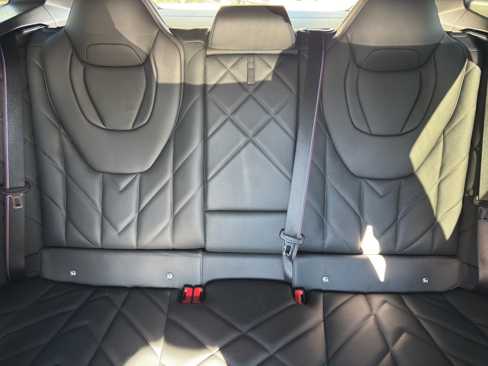 BMW XM 50e Plug-in Hybrid Bowers & Wilkins Diamond Surround Sound System-image-21