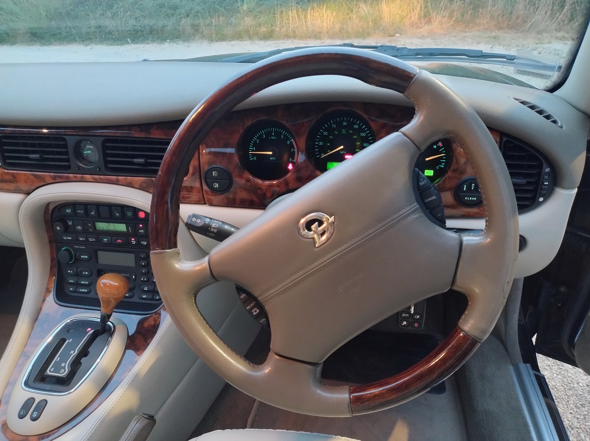 DAIMLER 4.0 Super/C-image-5
