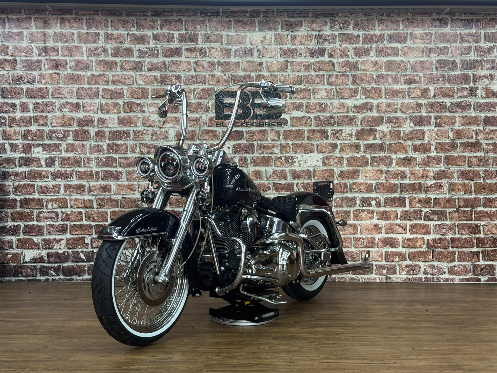 HARLEY-DAVIDSON FLSTCI Softail Classic-image-0
