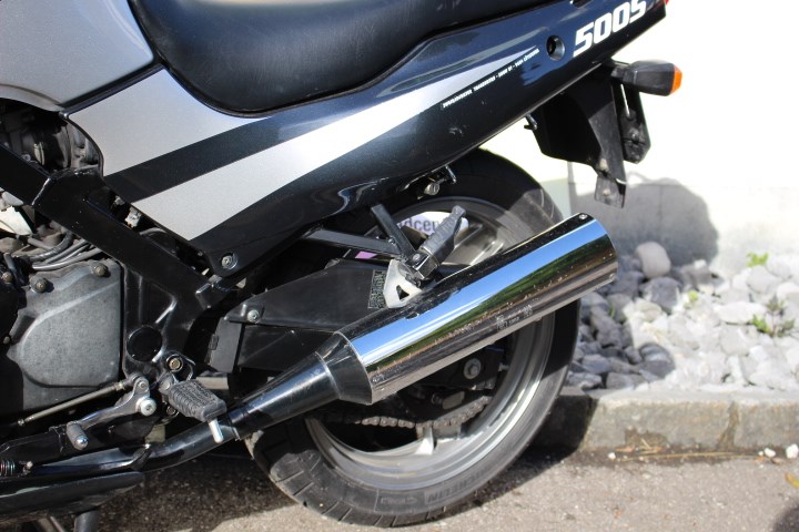 KAWASAKI GPZ 500 S-image-4