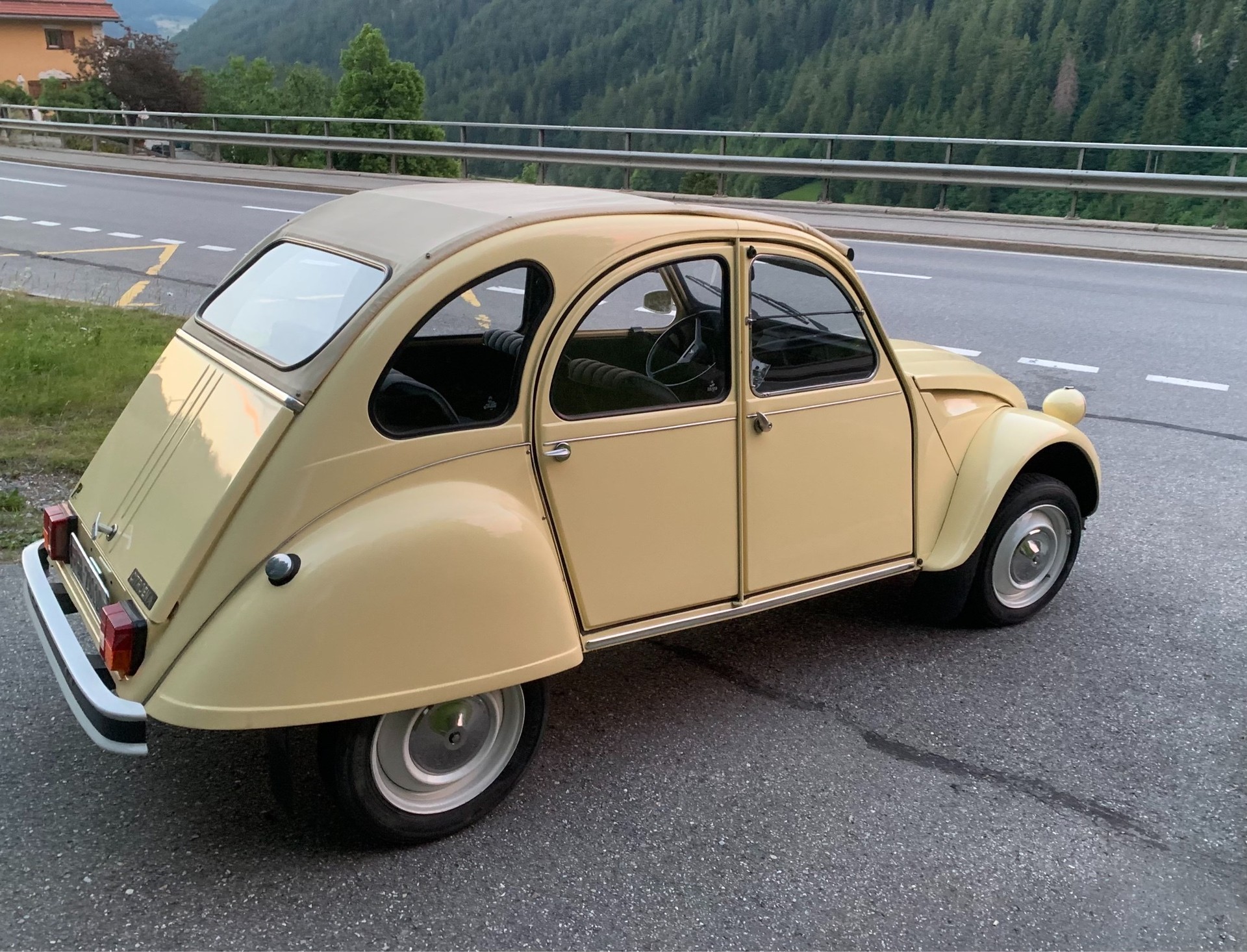 CITROEN 2CV6-image-6